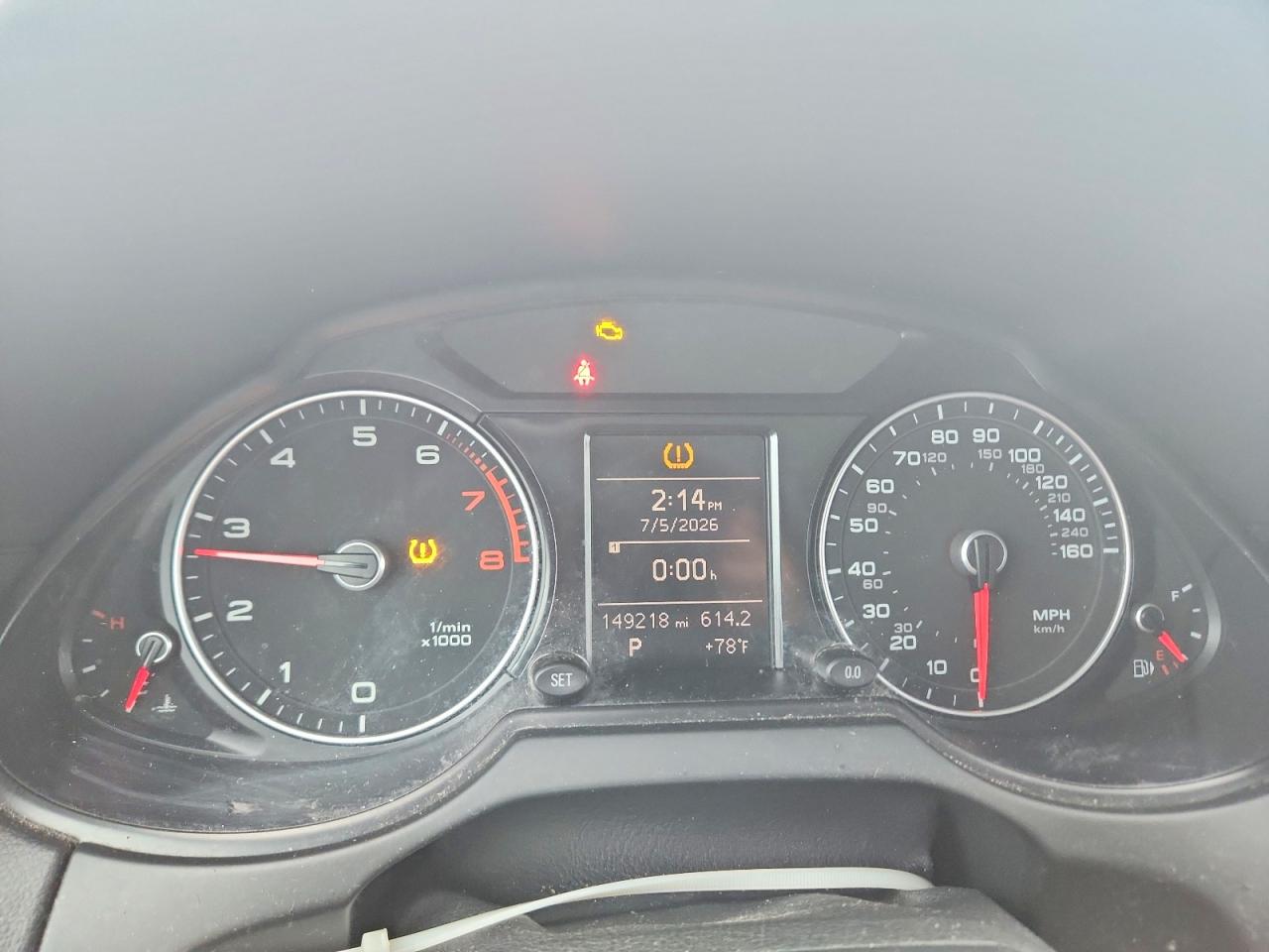 2015 Audi Q5 Premium Plus Белый vin: WA1LFAFP8FA027885