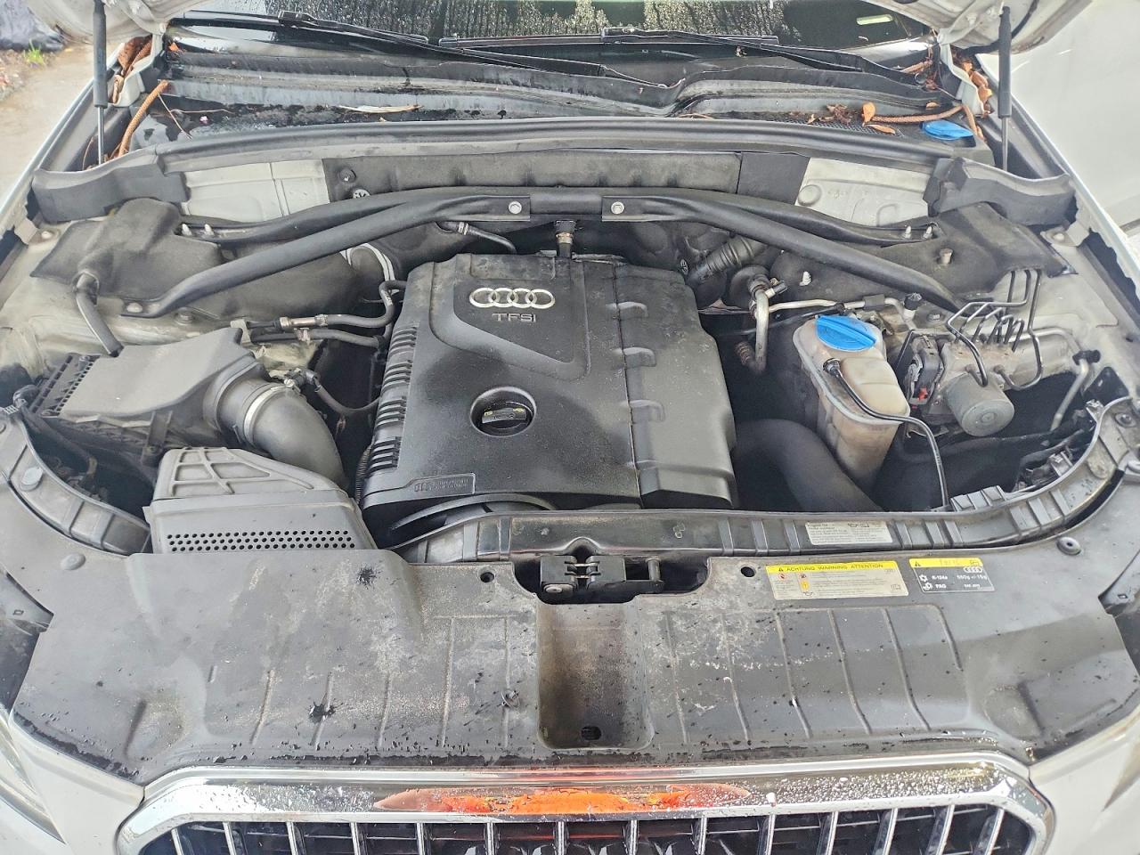 2015 Audi Q5 Premium Plus Белый vin: WA1LFAFP8FA027885