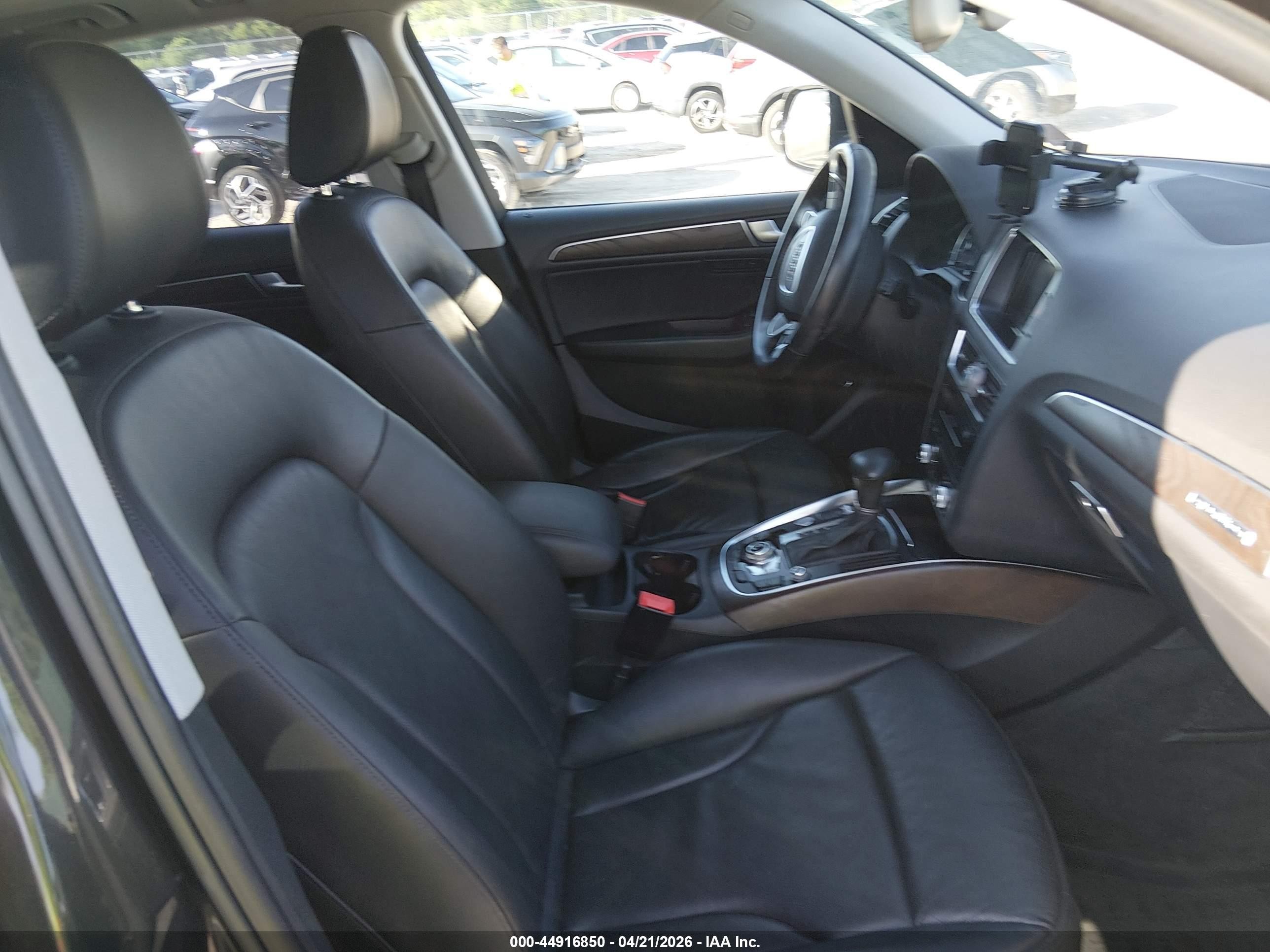 2015 Audi Q5 2.0t Premium Black vin: WA1LFAFP8FA038353