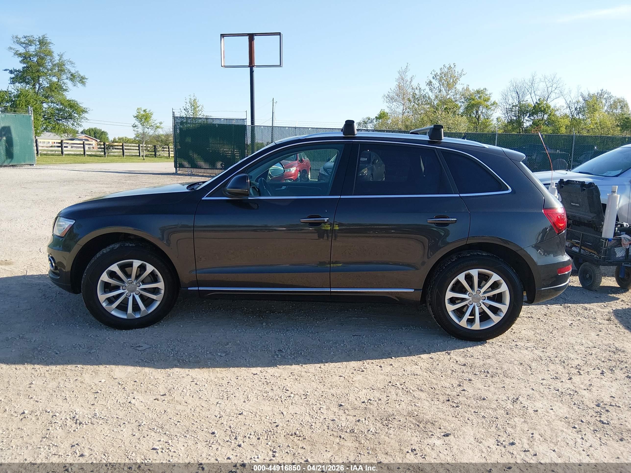 2015 Audi Q5 2.0t Premium Black vin: WA1LFAFP8FA038353