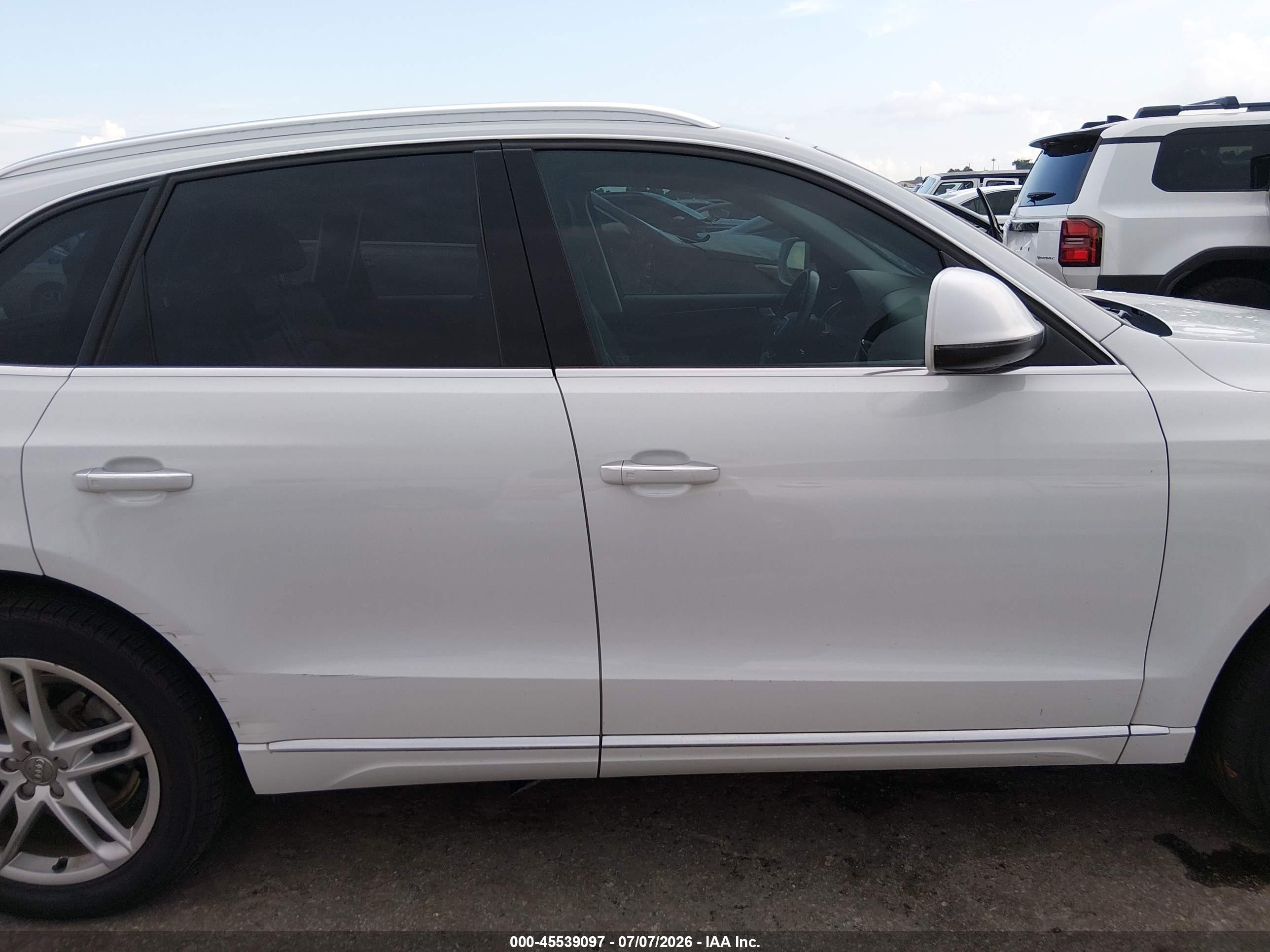 2015 Audi Q5 2.0t Premium White vin: WA1LFAFP8FA050129