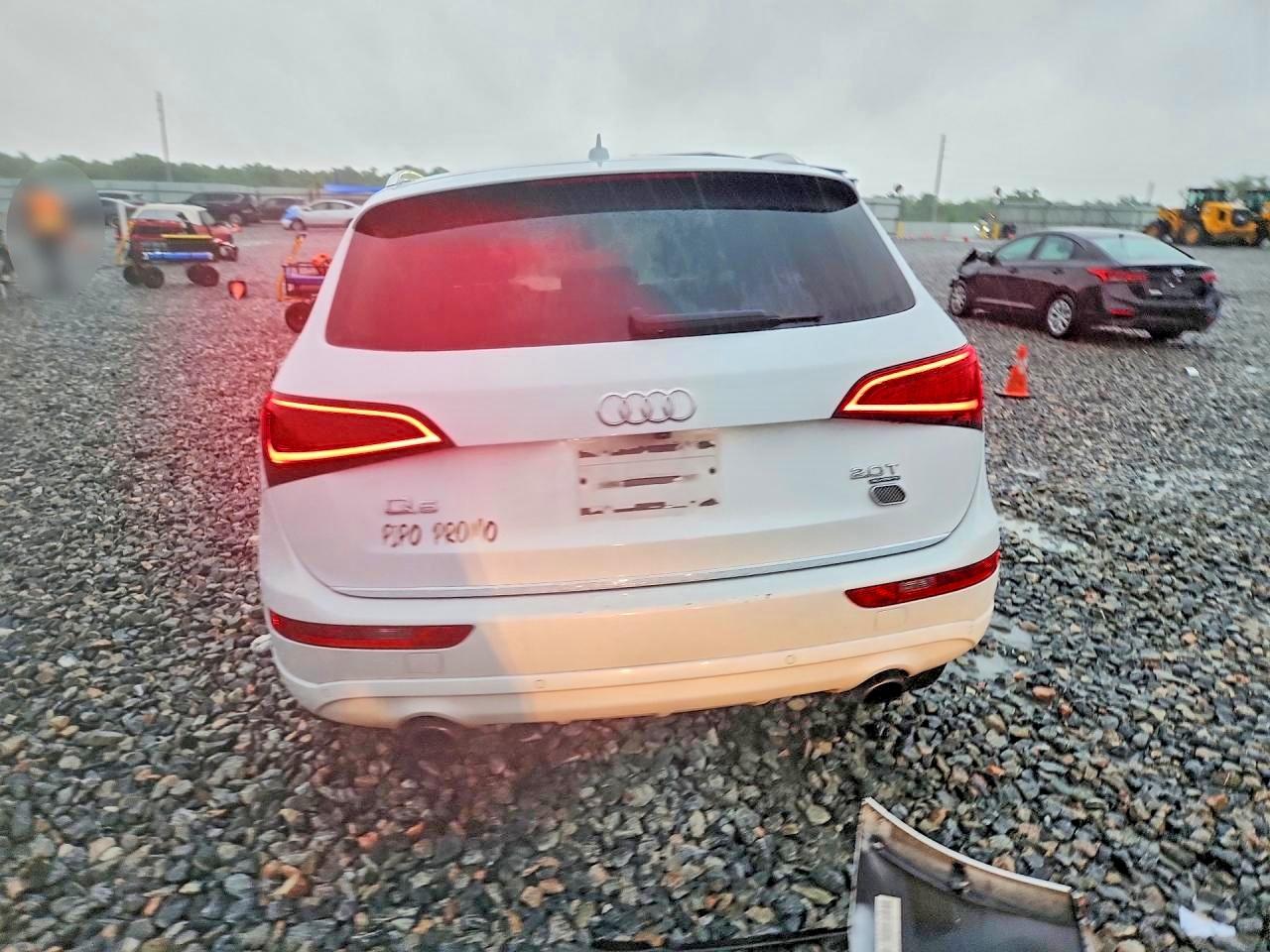2015 Audi Q5 Premium Plus White vin: WA1LFAFP8FA064791