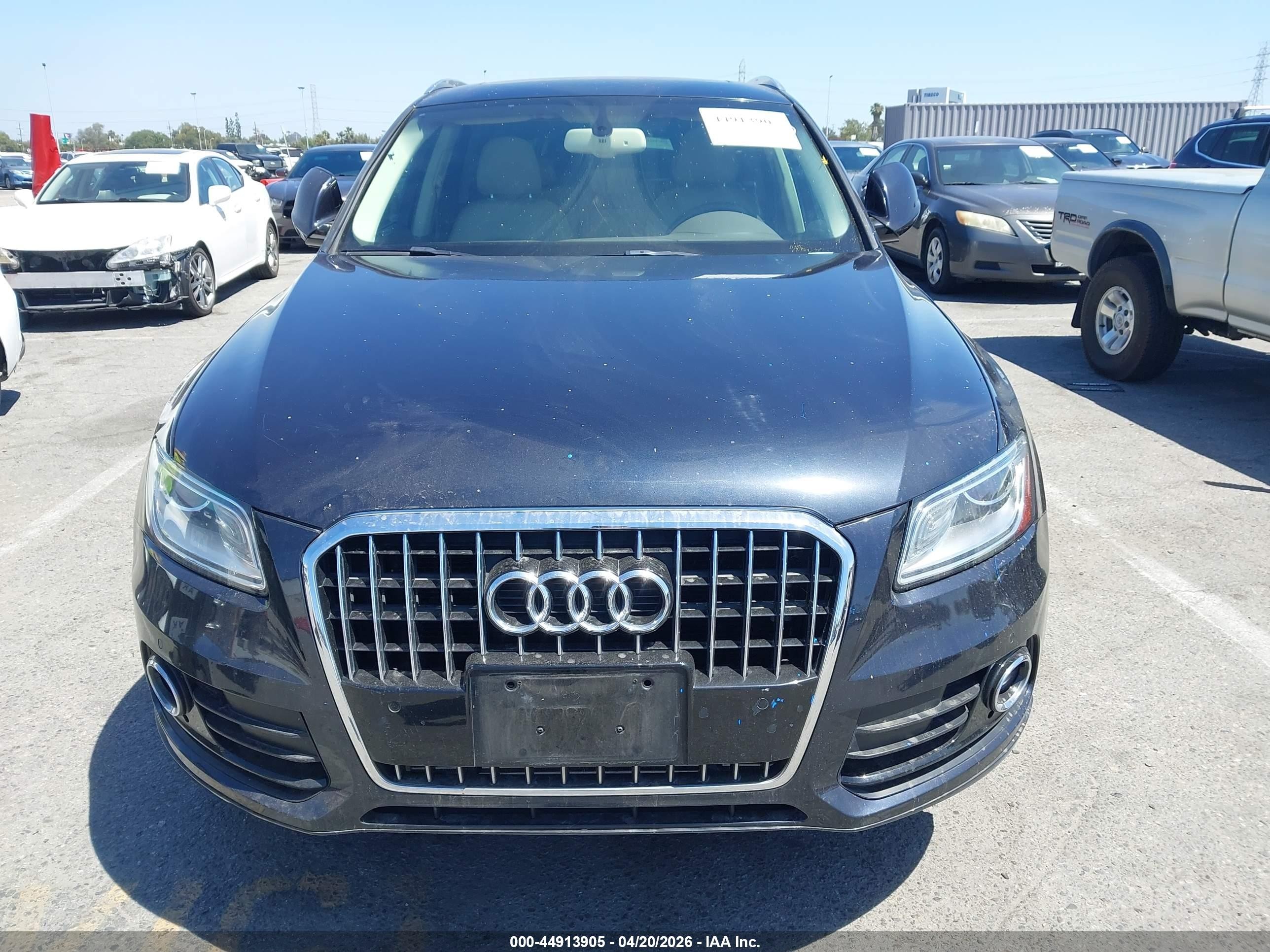 2015 Audi Q5 2.0t Premium Blue vin: WA1LFAFP8FA123788