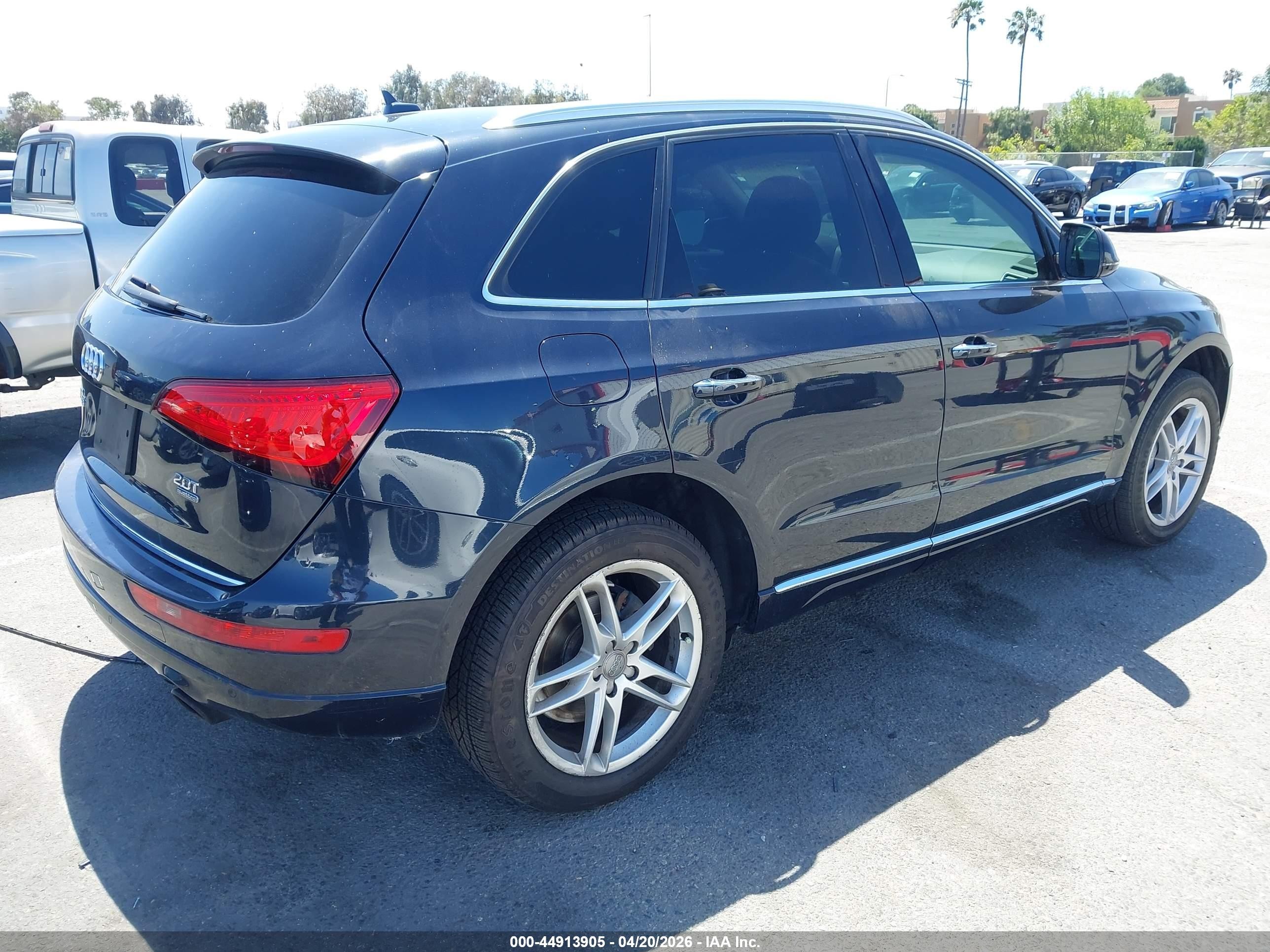 2015 Audi Q5 2.0t Premium Blue vin: WA1LFAFP8FA123788