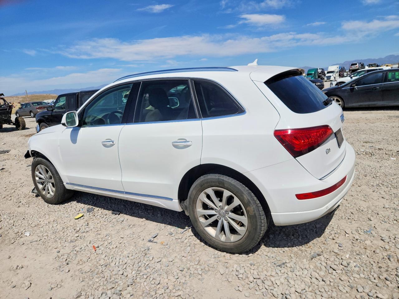 2015 Audi Q5 Premium Plus White vin: WA1LFAFP8FA130448