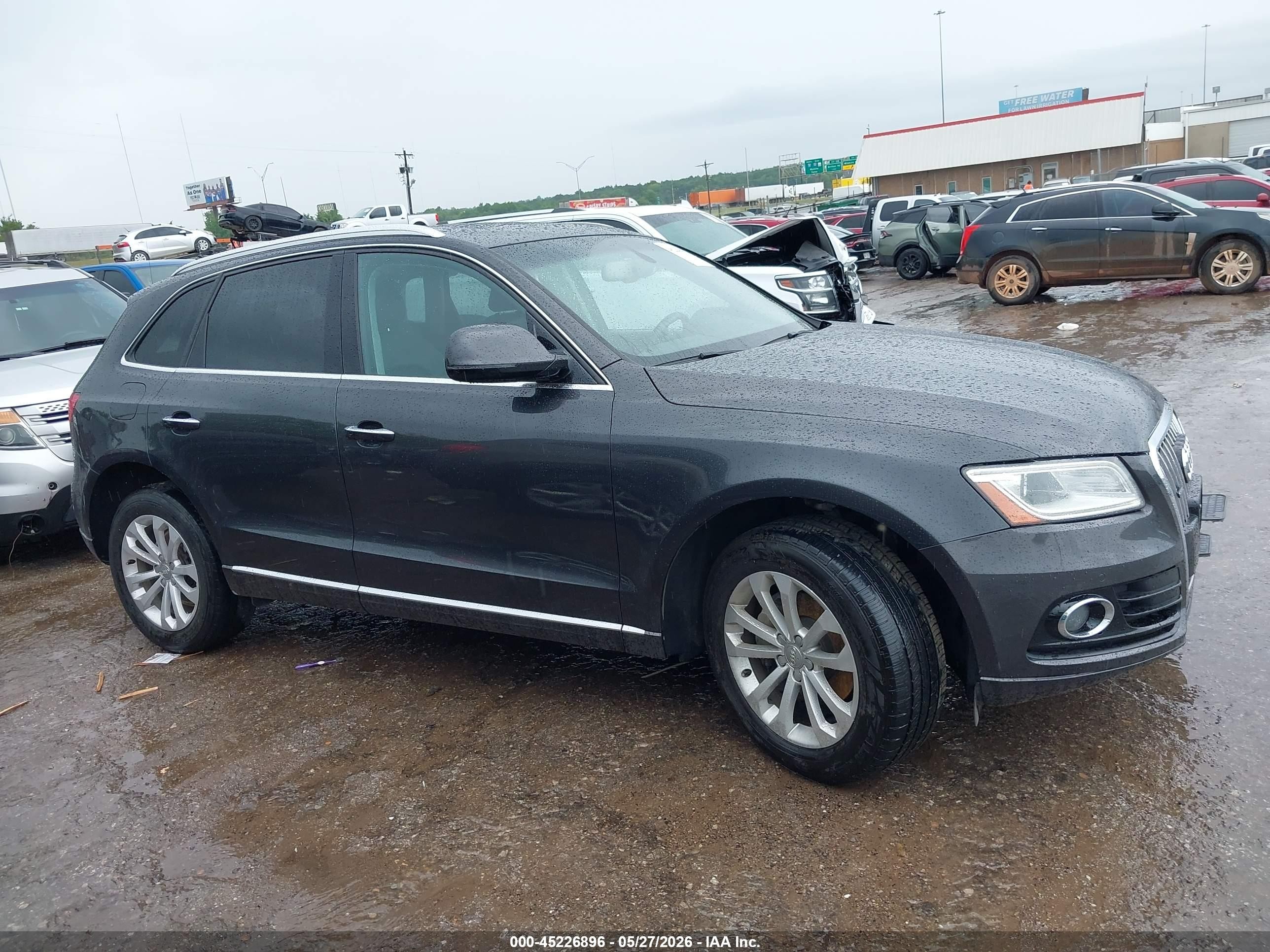 2015 Audi Q5 2.0t Premium Black vin: WA1LFAFP8FA130837