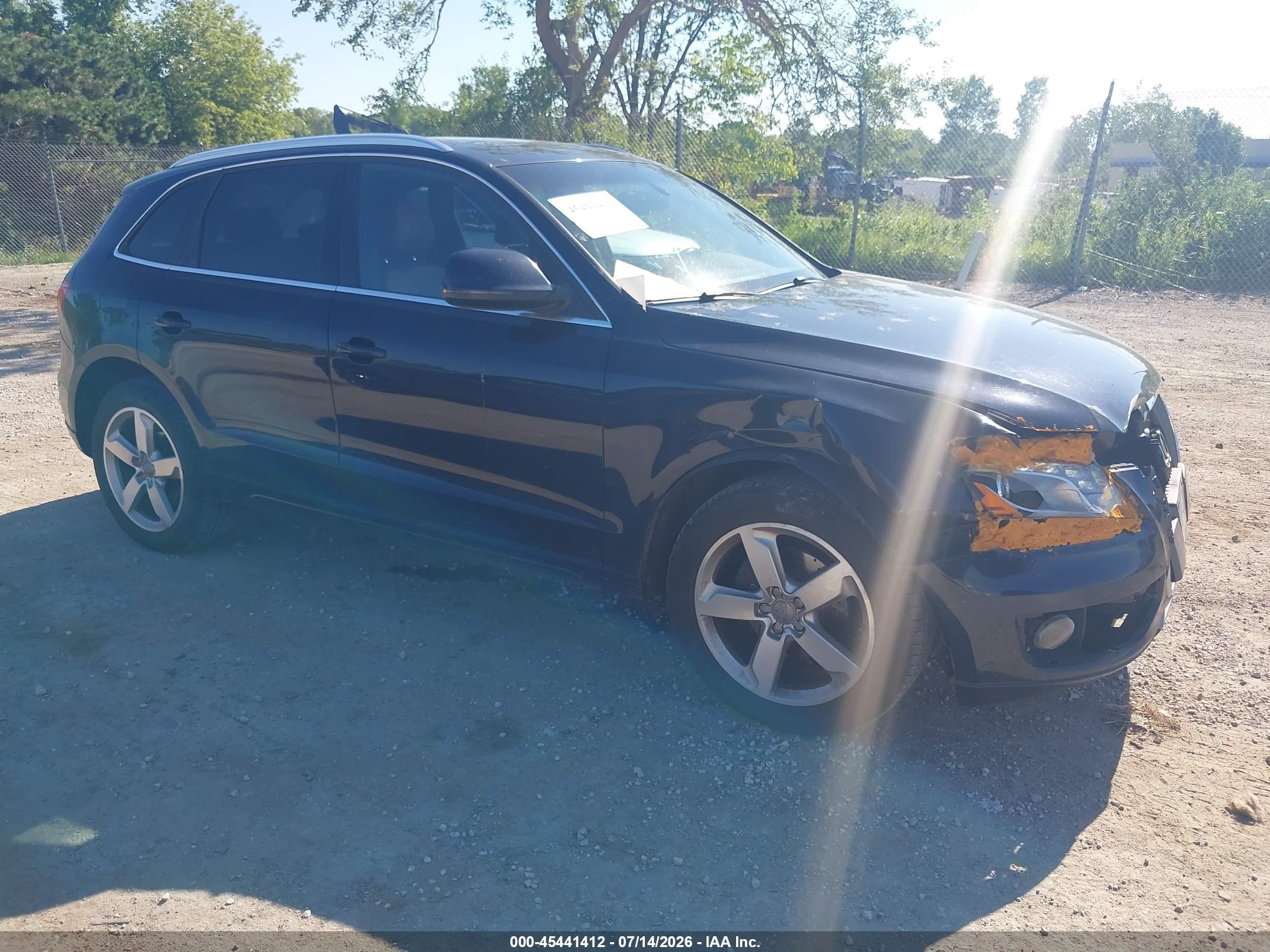 2011 Audi Q5 2.0t Premium Blue vin: WA1LFAFP9BA021037