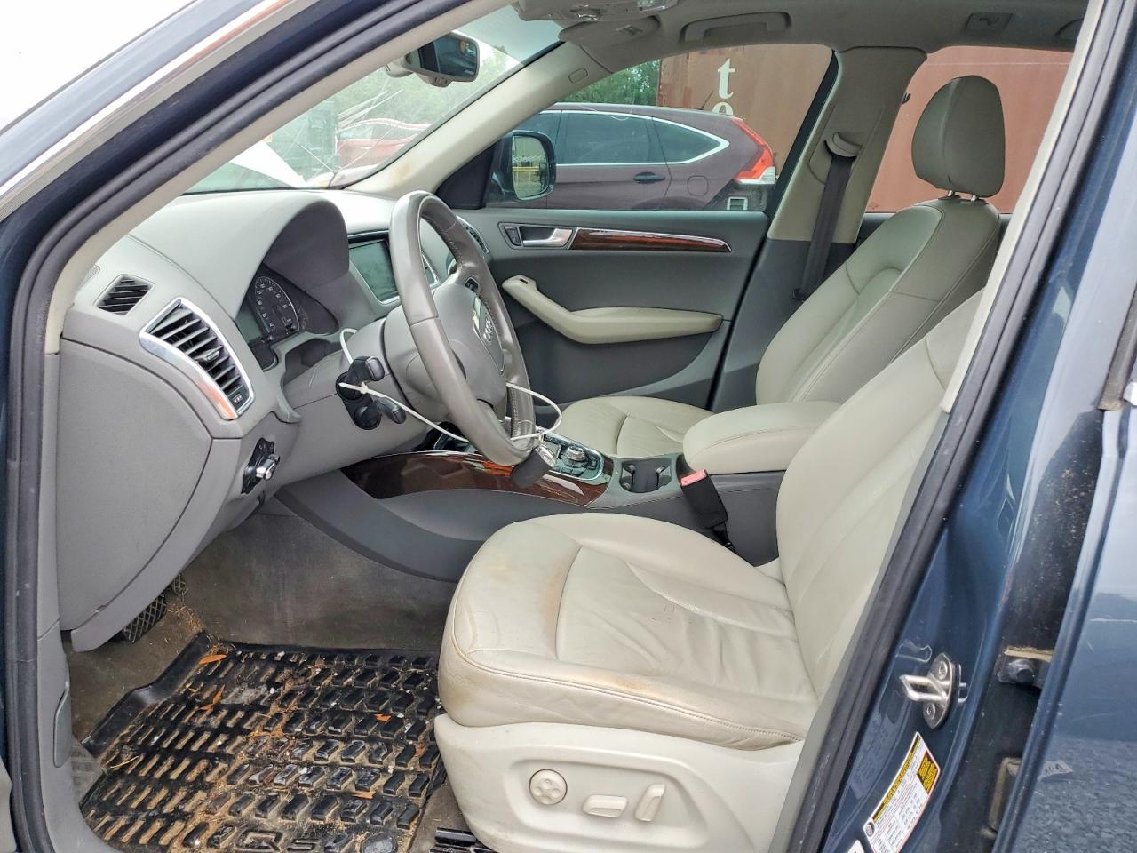 2011 Audi Q5 Premium Plus Blue vin: WA1LFAFP9BA081111