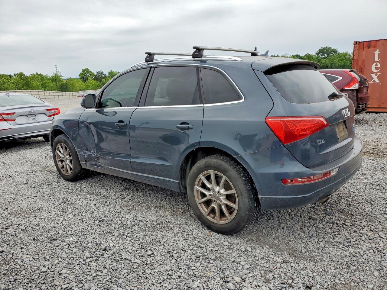 2011 Audi Q5 Premium Plus Blue vin: WA1LFAFP9BA081111