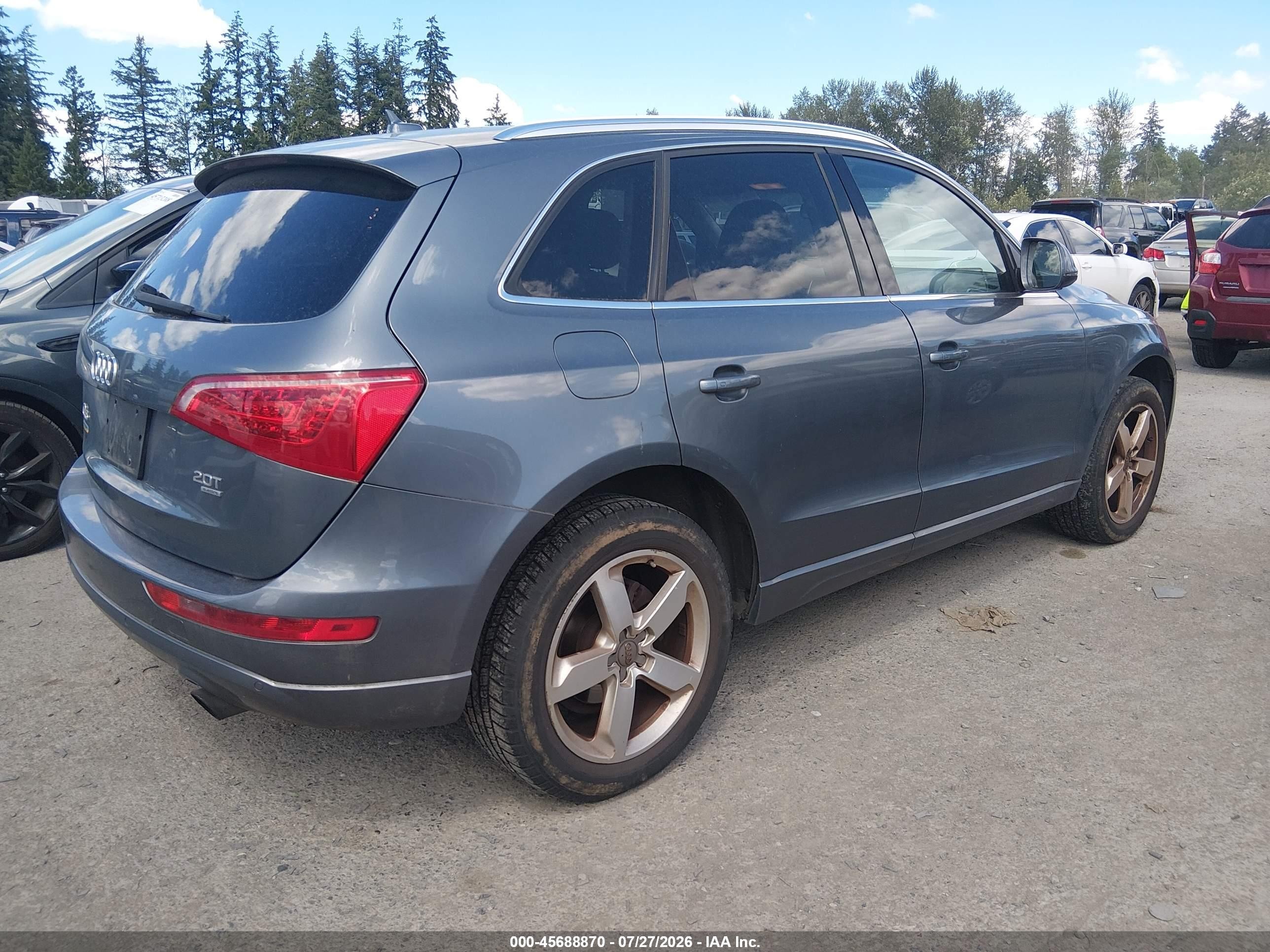 2012 Audi Q5 2.0t Premium Gray vin: WA1LFAFP9CA002005