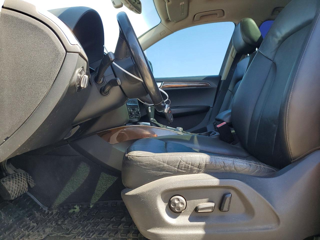 2012 Audi Q5 Premium Plus Серый vin: WA1LFAFP9CA015773