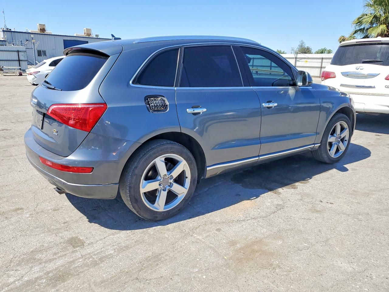 2012 Audi Q5 Premium Plus Серый vin: WA1LFAFP9CA015773