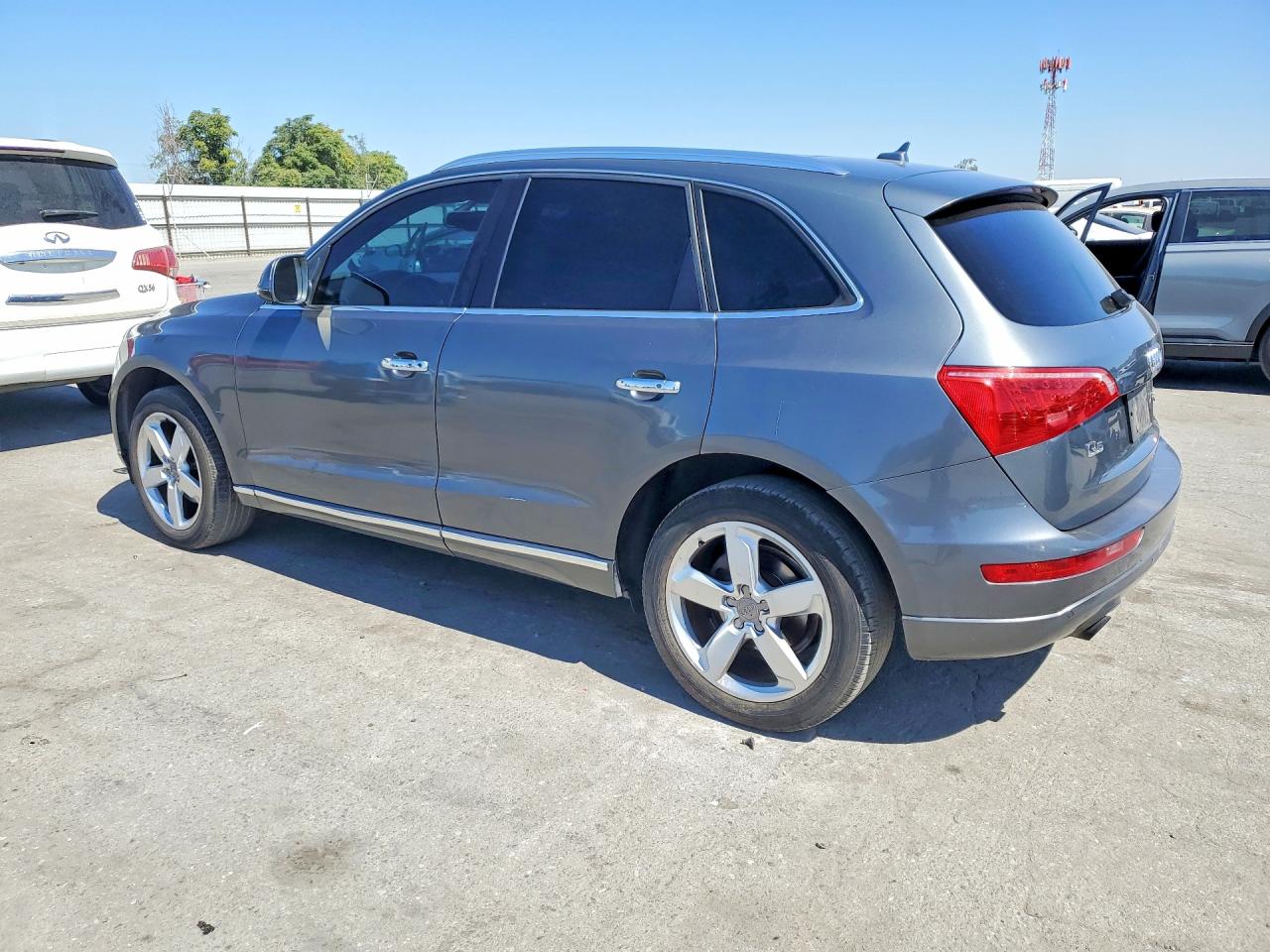 2012 Audi Q5 Premium Plus Серый vin: WA1LFAFP9CA015773