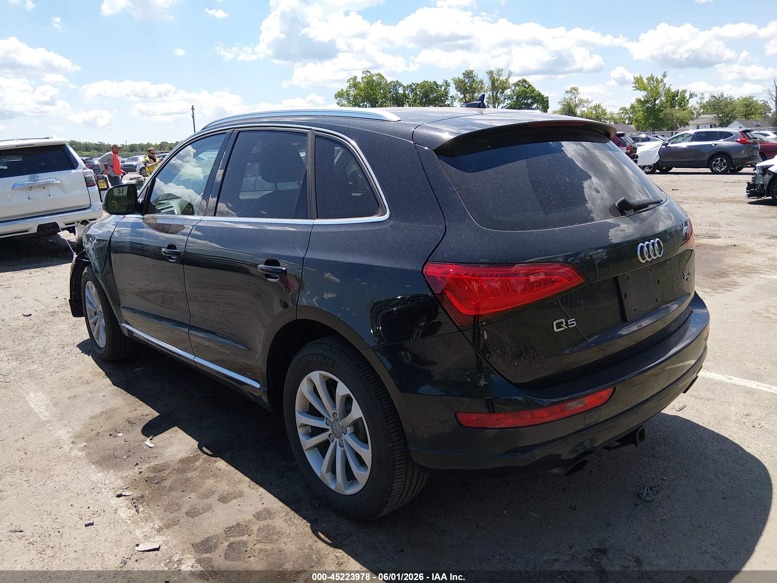 2013 Audi Q5 2.0t Premium Black vin: WA1LFAFP9DA012938