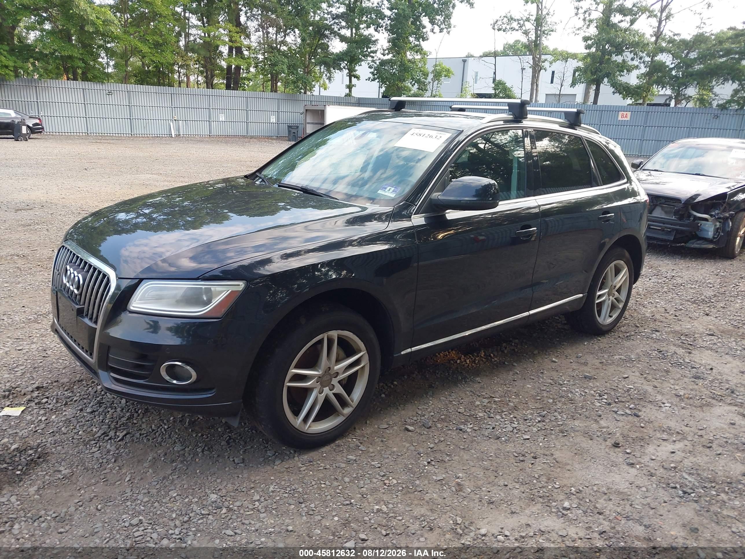 2014 Audi Q5 2.0t Premium Черный vin: WA1LFAFP9EA009734
