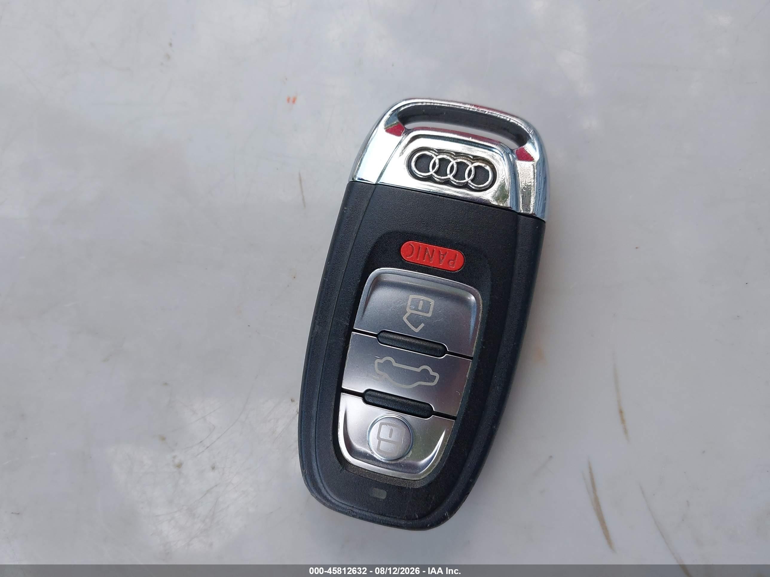 2014 Audi Q5 2.0t Premium Черный vin: WA1LFAFP9EA009734