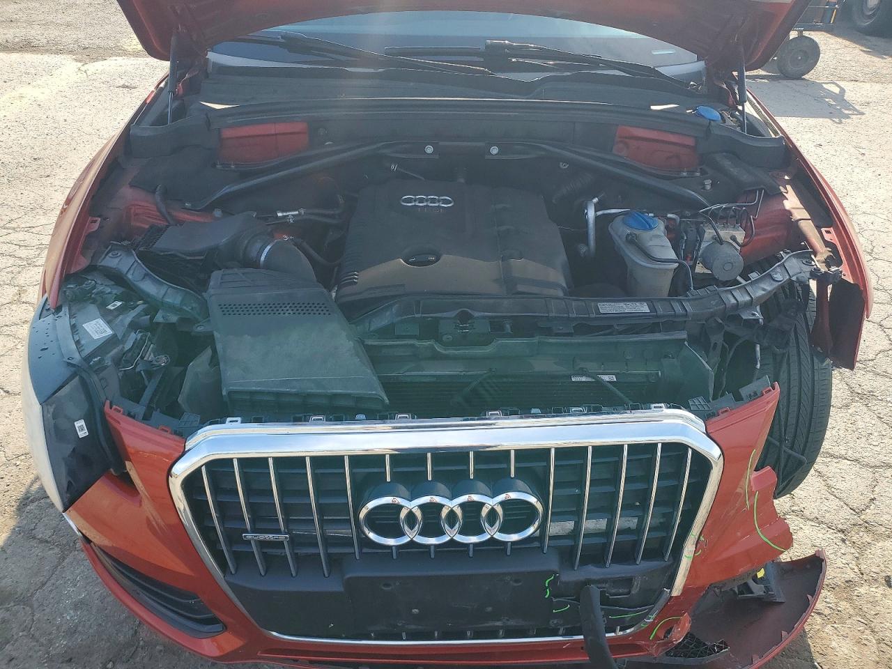 2014 Audi Q5 Premium Plus Red vin: WA1LFAFP9EA039509