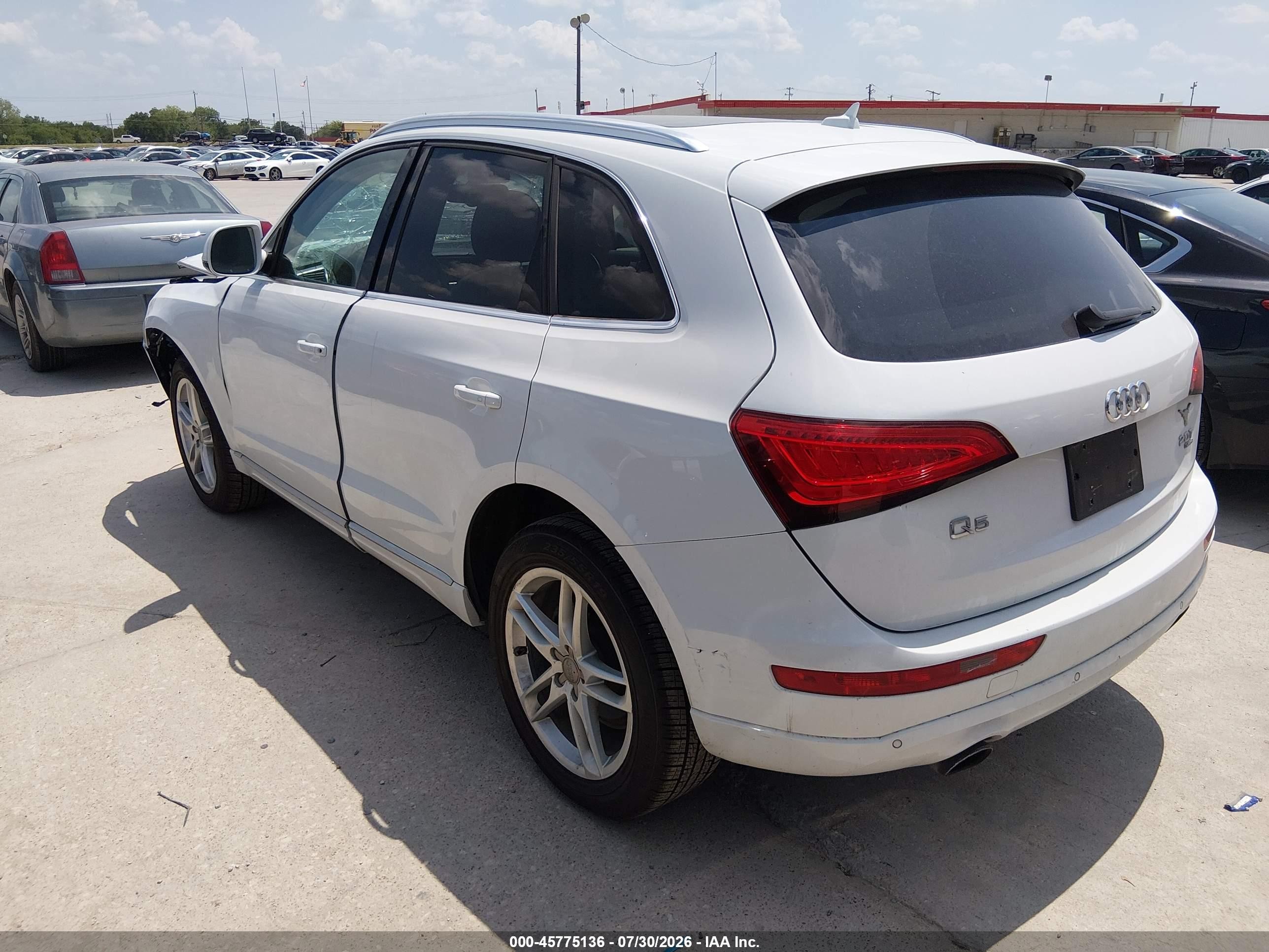 2014 Audi Q5 2.0t Premium White vin: WA1LFAFP9EA101488