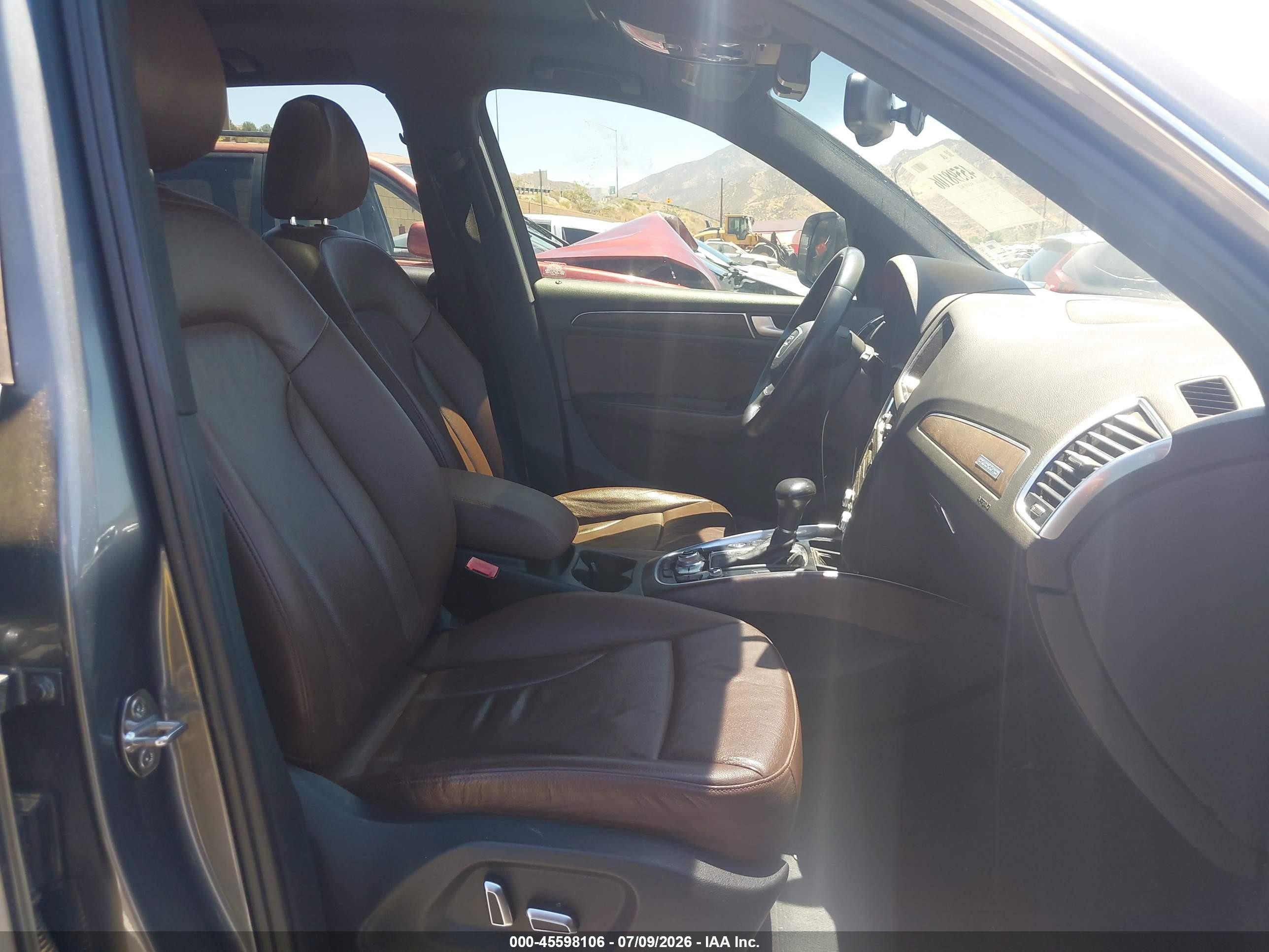 2014 Audi Q5 2.0t Premium Gray vin: WA1LFAFP9EA106187