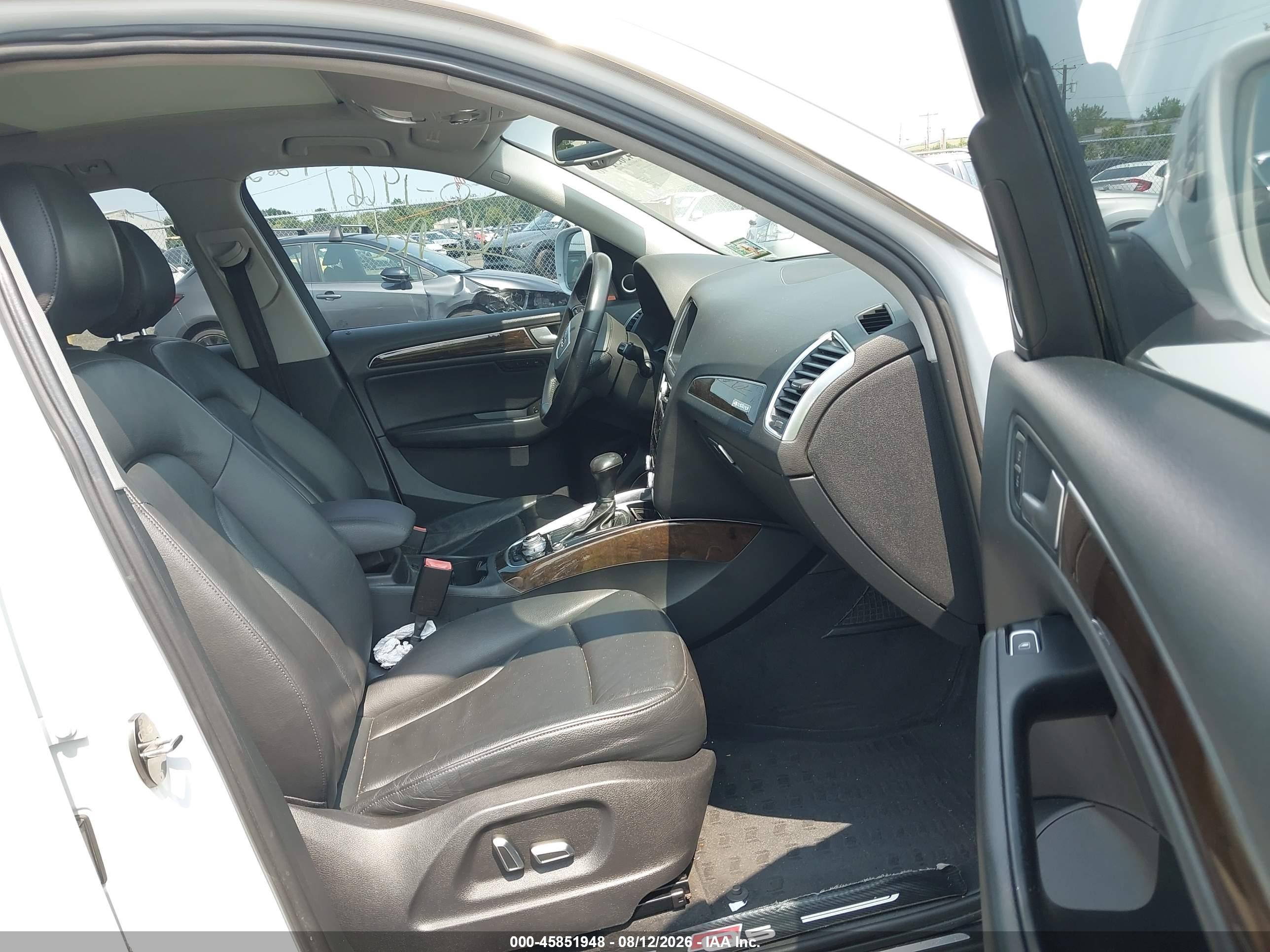 2014 Audi Q5 2.0t Premium White vin: WA1LFAFP9EA120171