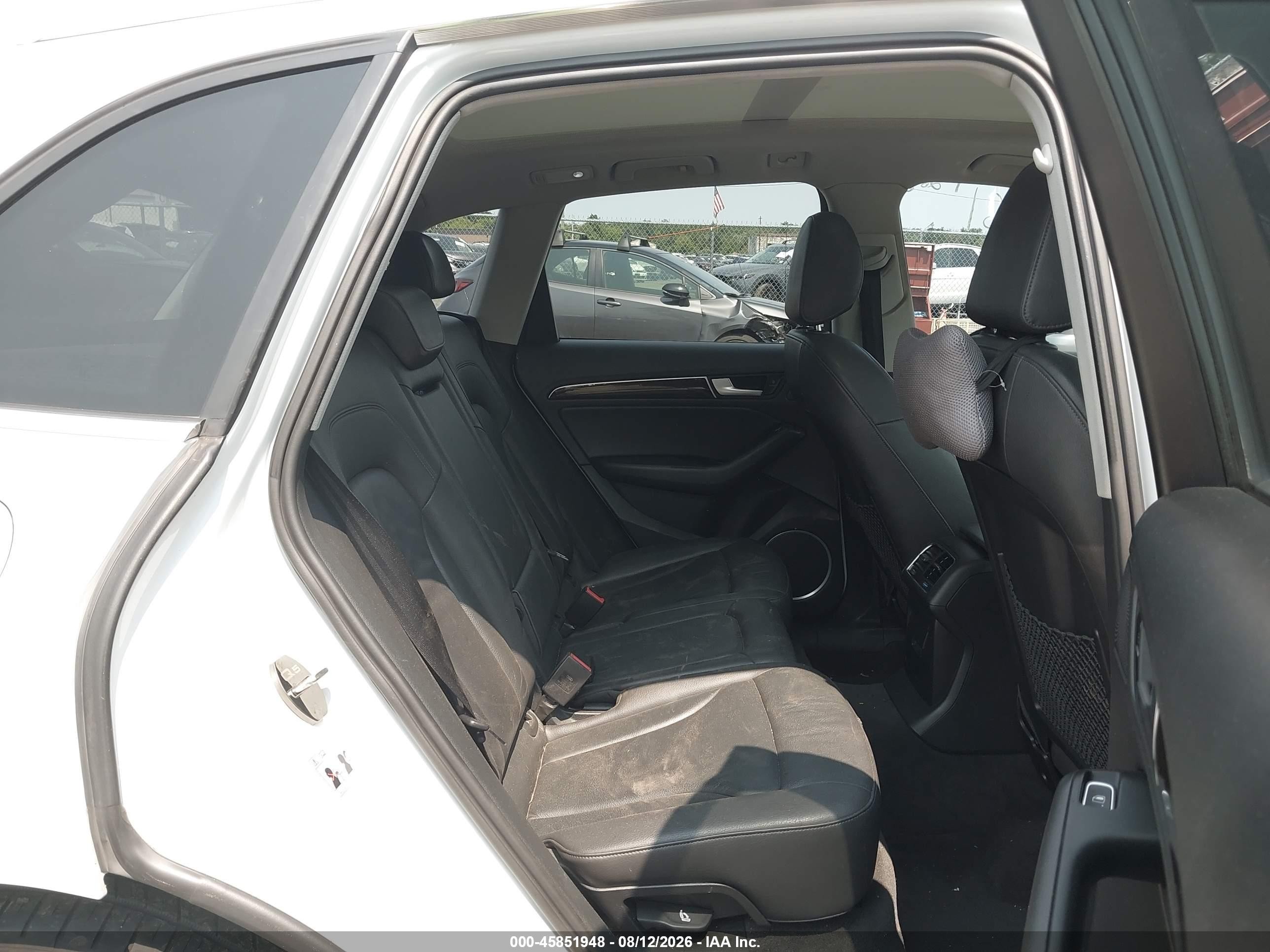 2014 Audi Q5 2.0t Premium White vin: WA1LFAFP9EA120171