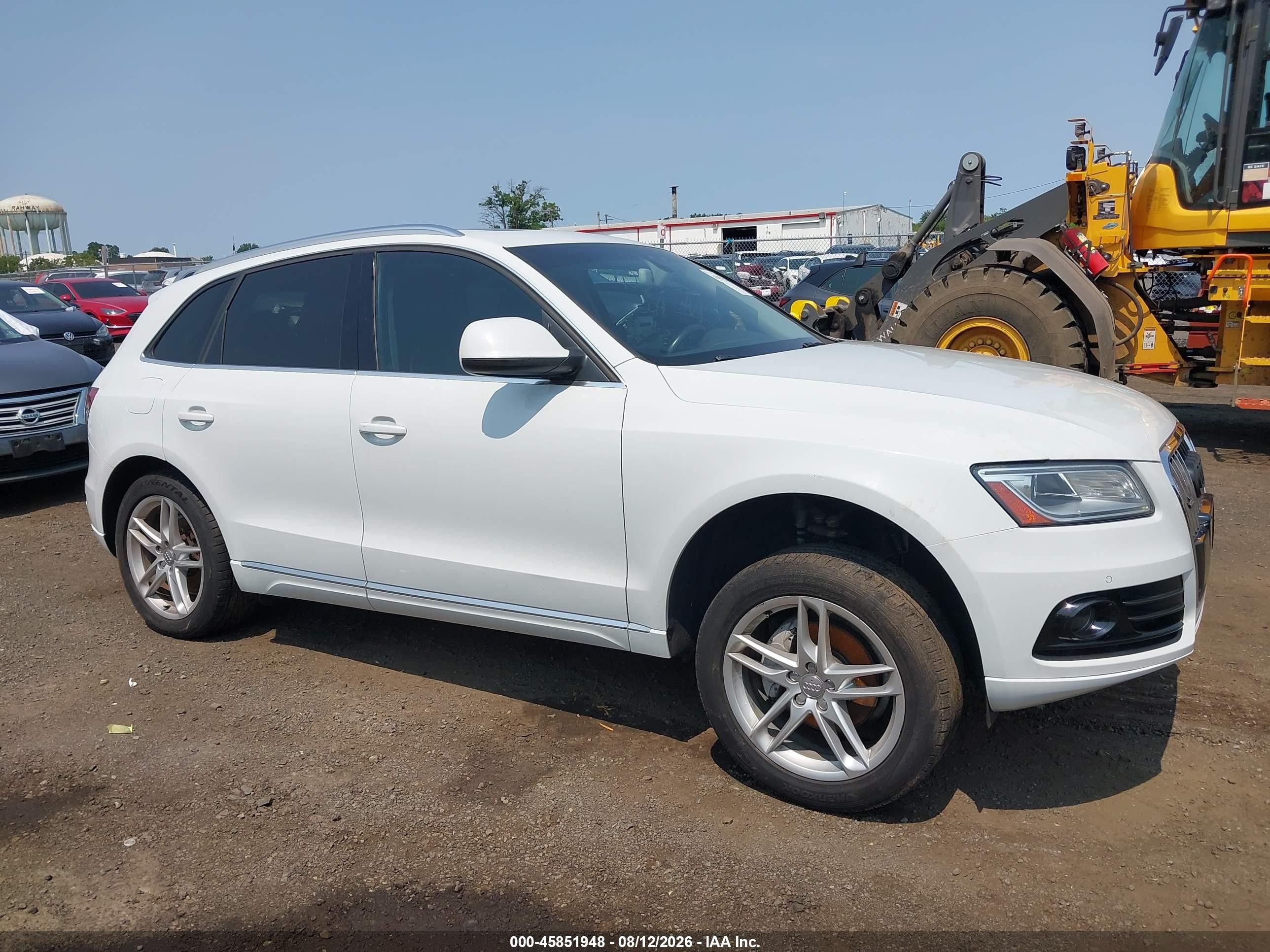 2014 Audi Q5 2.0t Premium White vin: WA1LFAFP9EA120171