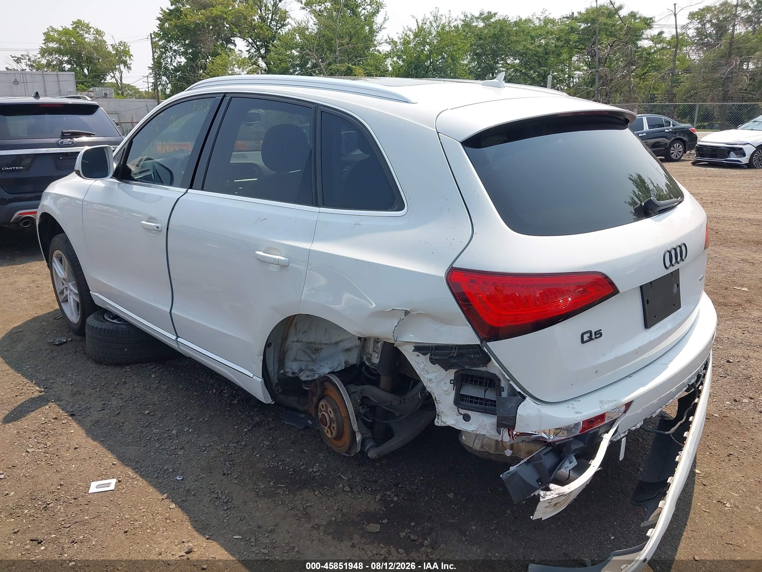 2014 Audi Q5 2.0t Premium White vin: WA1LFAFP9EA120171