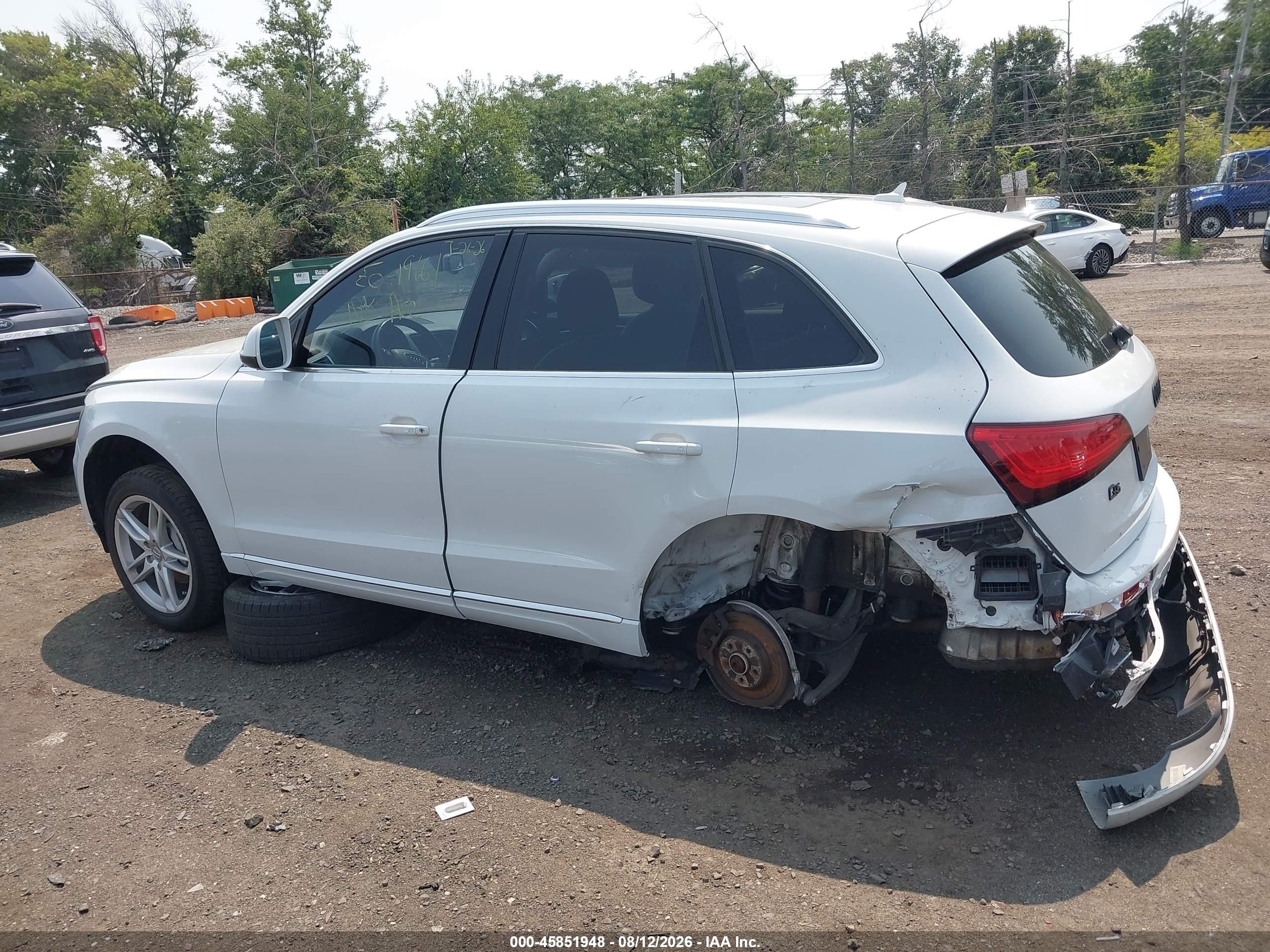 2014 Audi Q5 2.0t Premium White vin: WA1LFAFP9EA120171