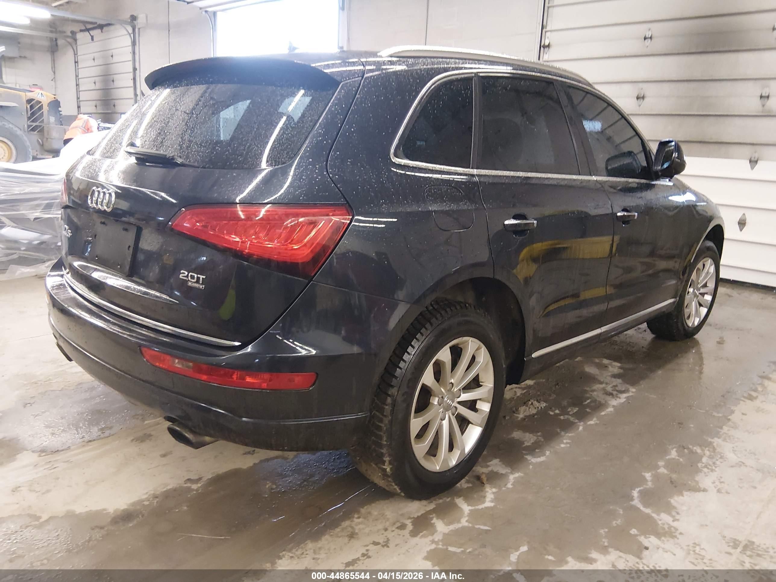 2015 Audi Q5 2.0t Premium Dark Blue vin: WA1LFAFP9FA061253