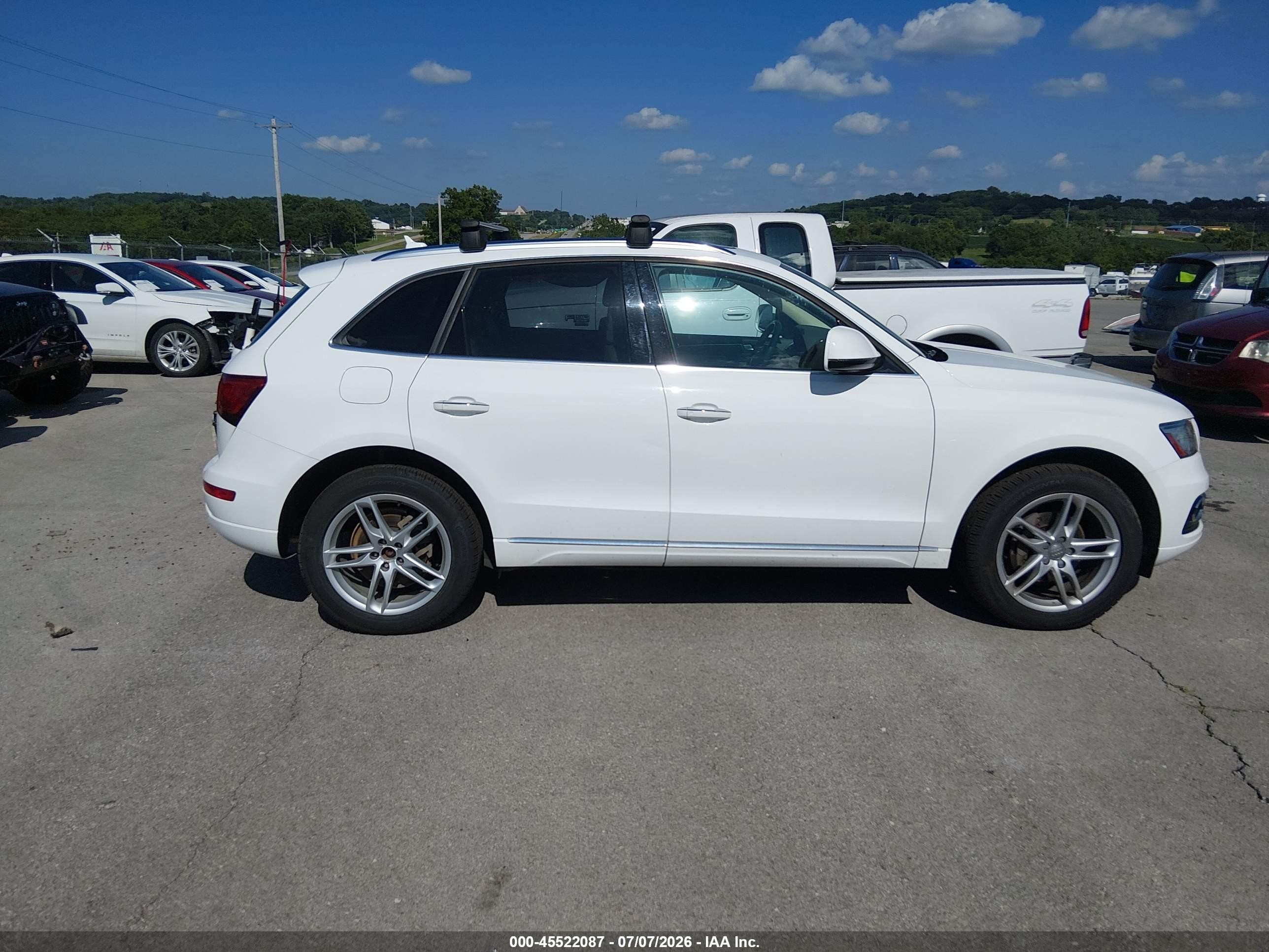 2015 Audi Q5 2.0t Premium White vin: WA1LFAFP9FA072334