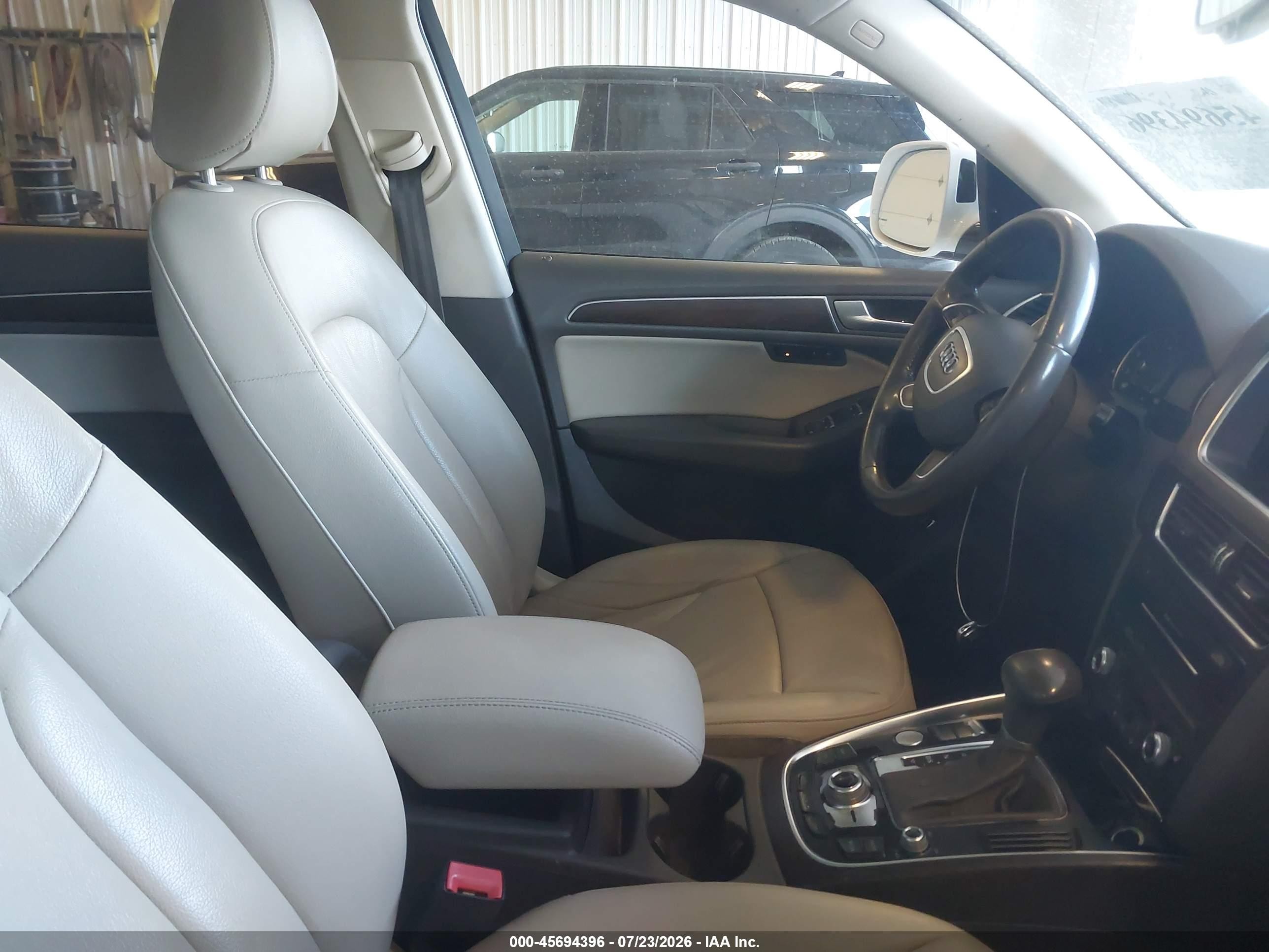 2015 Audi Q5 2.0t Premium White vin: WA1LFAFP9FA081776
