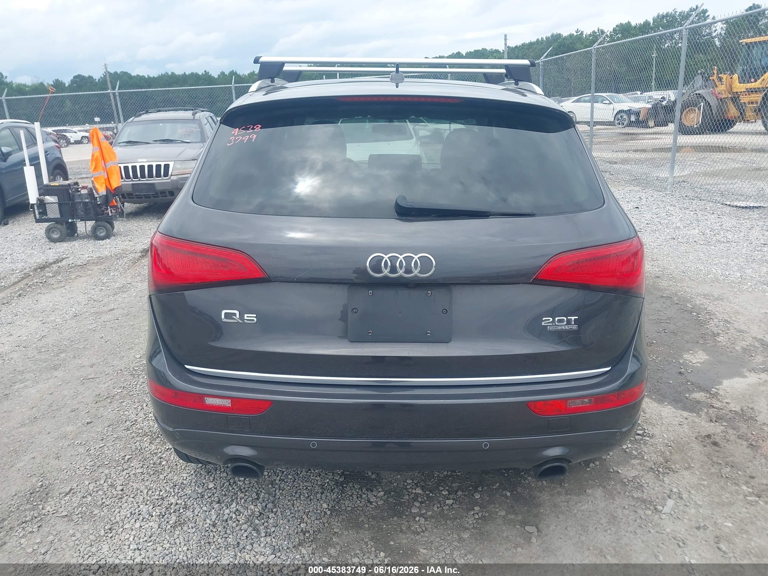 2015 Audi Q5 2.0t Premium Gray vin: WA1LFAFP9FA085178