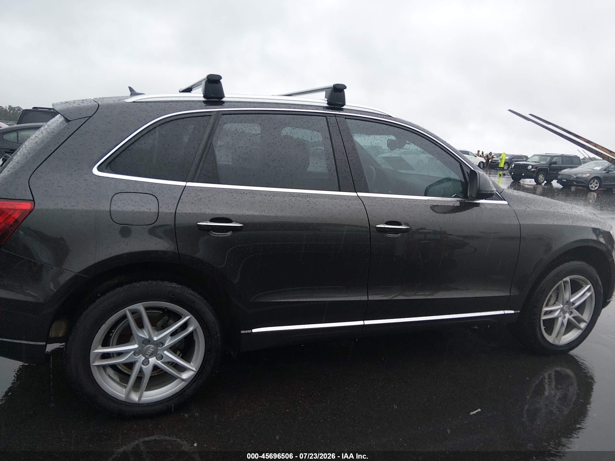 2015 Audi Q5 2.0t Premium Gray vin: WA1LFAFP9FA102657