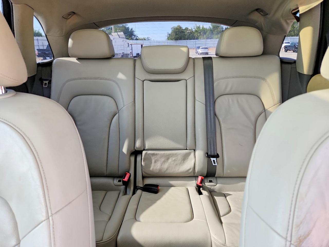 2011 Audi Q5 Premium Plus Silver vin: WA1LFAFPXBA043371