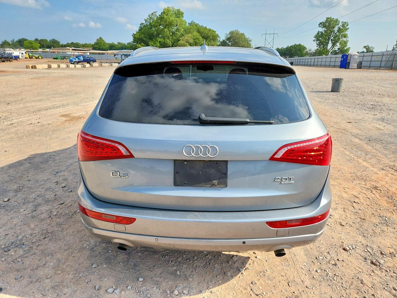 2011 Audi Q5 Premium Plus Silver vin: WA1LFAFPXBA043371
