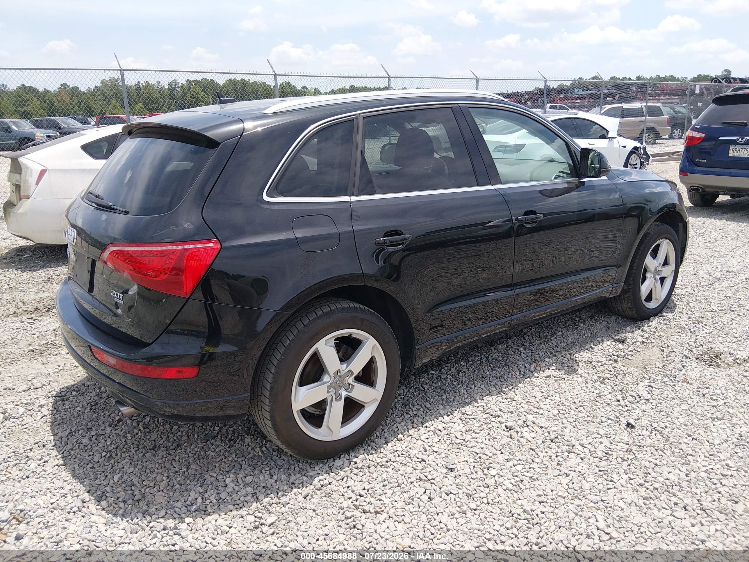 2011 Audi Q5 2.0t Premium Black vin: WA1LFAFPXBA045525