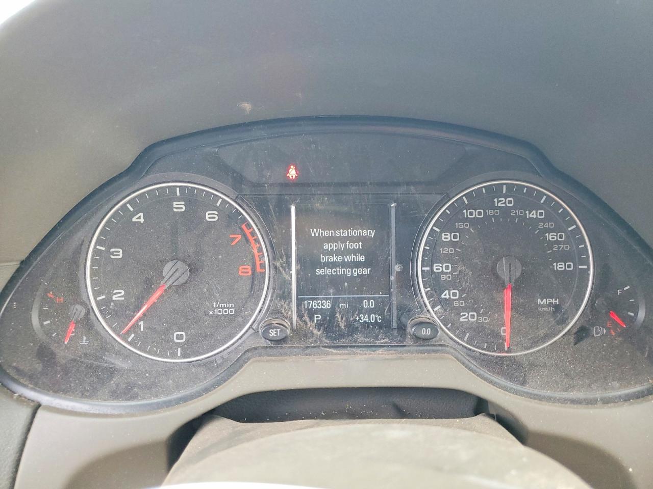2011 Audi Q5 Premium Plus White vin: WA1LFAFPXBA050255