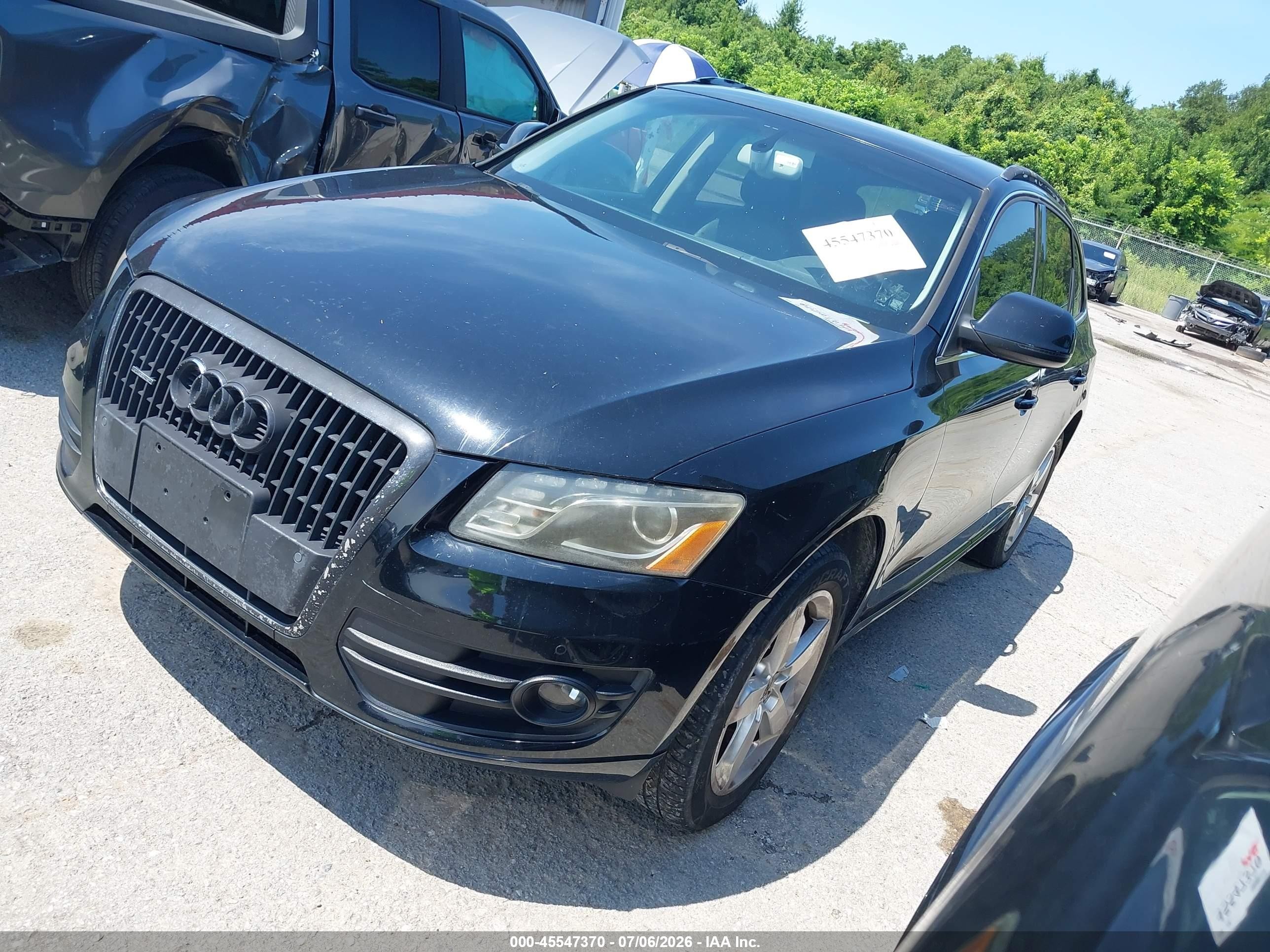 2011 Audi Q5 2.0t Premium Black vin: WA1LFAFPXBA069629