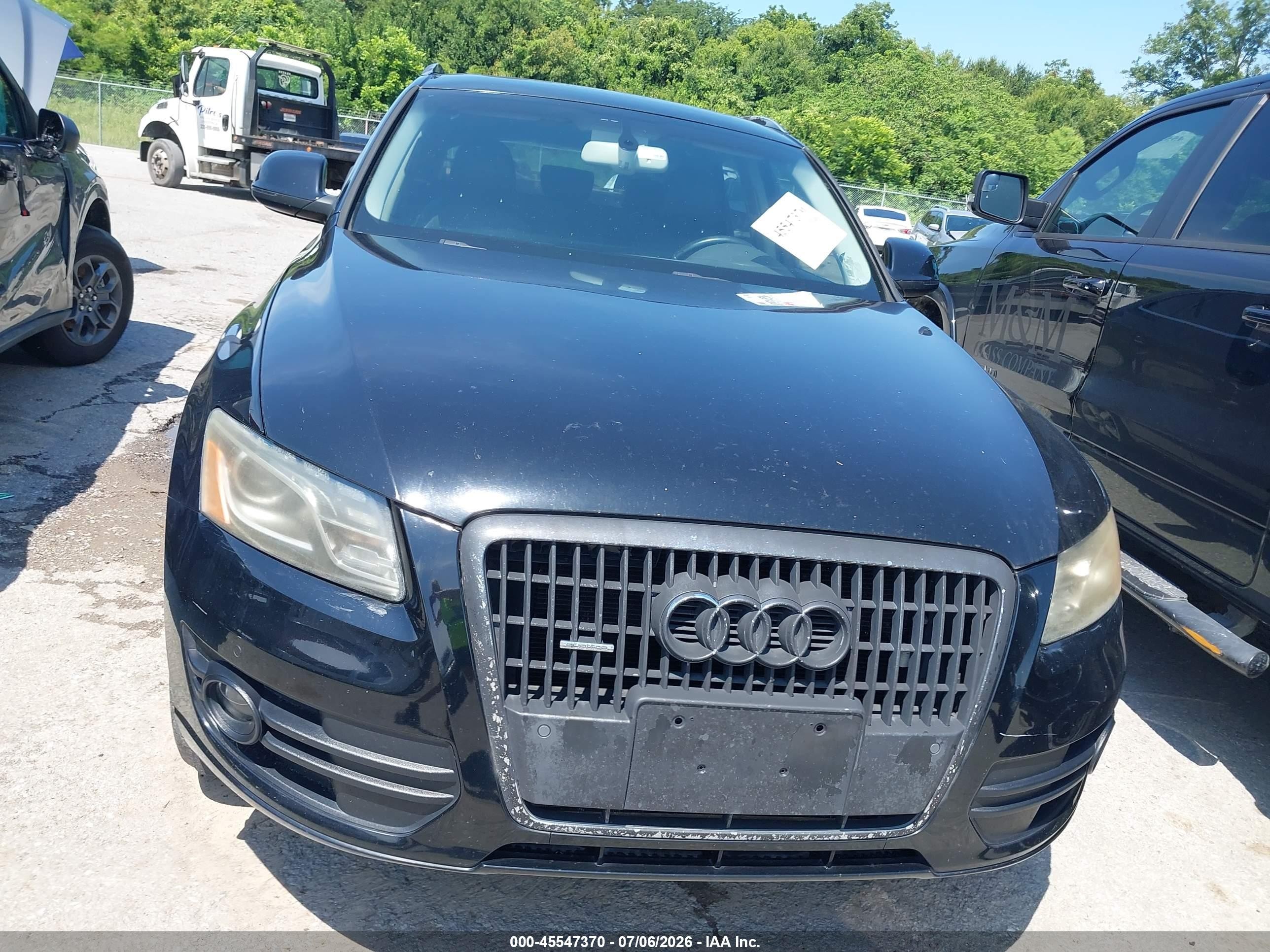 2011 Audi Q5 2.0t Premium Black vin: WA1LFAFPXBA069629