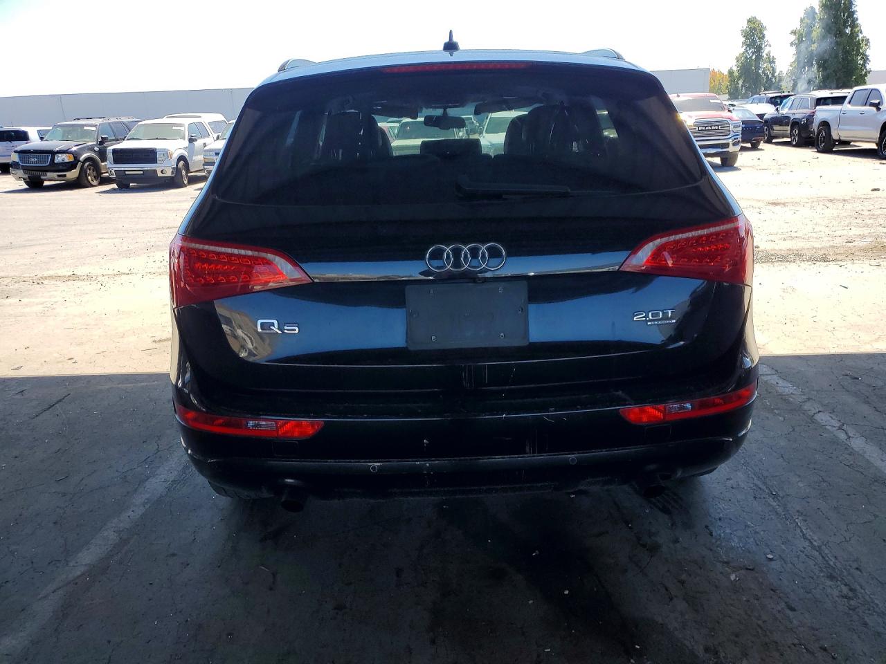 2012 Audi Q5 Premium Plus Черный vin: WA1LFAFPXCA005494