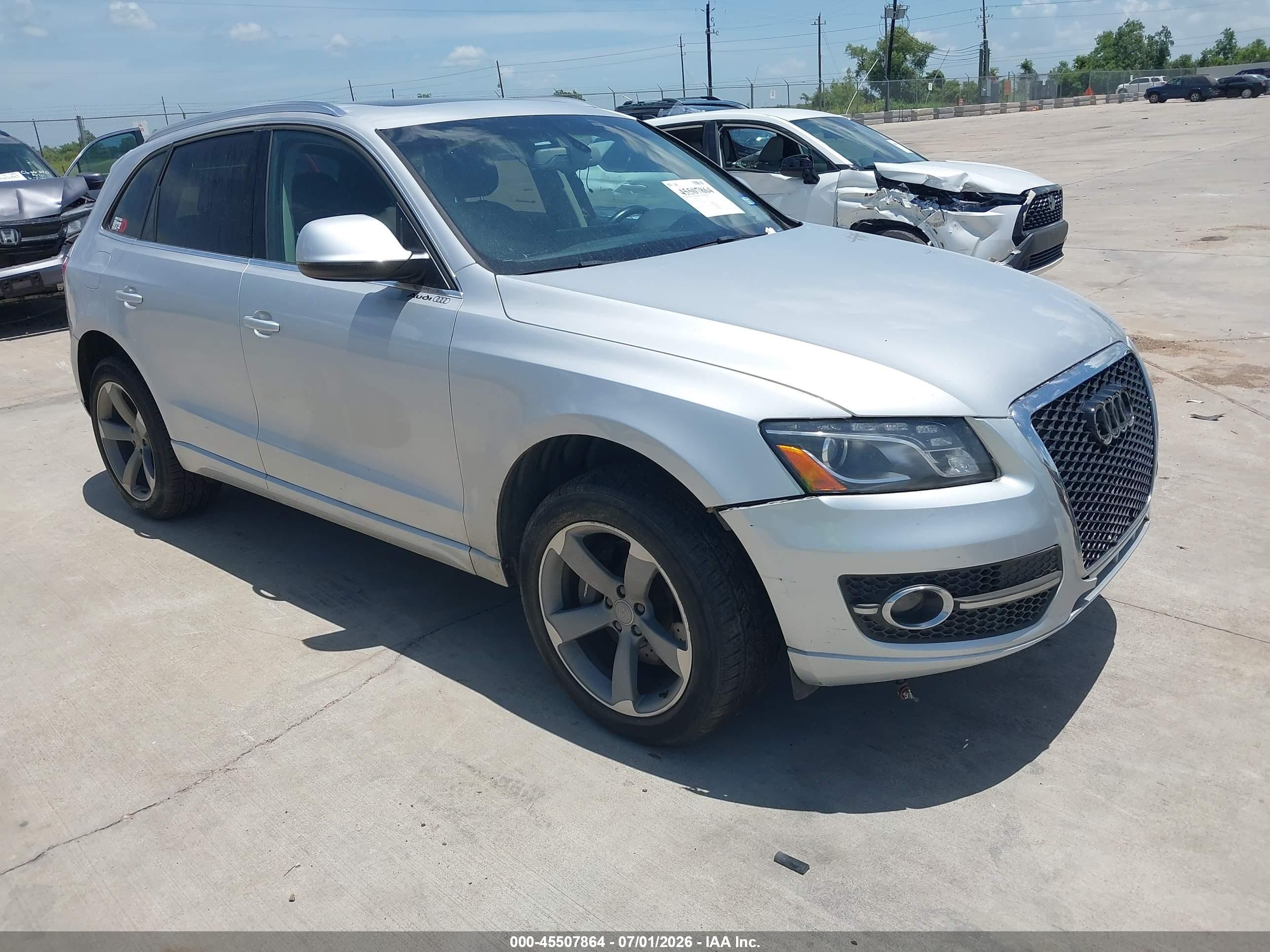 2012 Audi Q5 2.0t Premium Silver vin: WA1LFAFPXCA097240