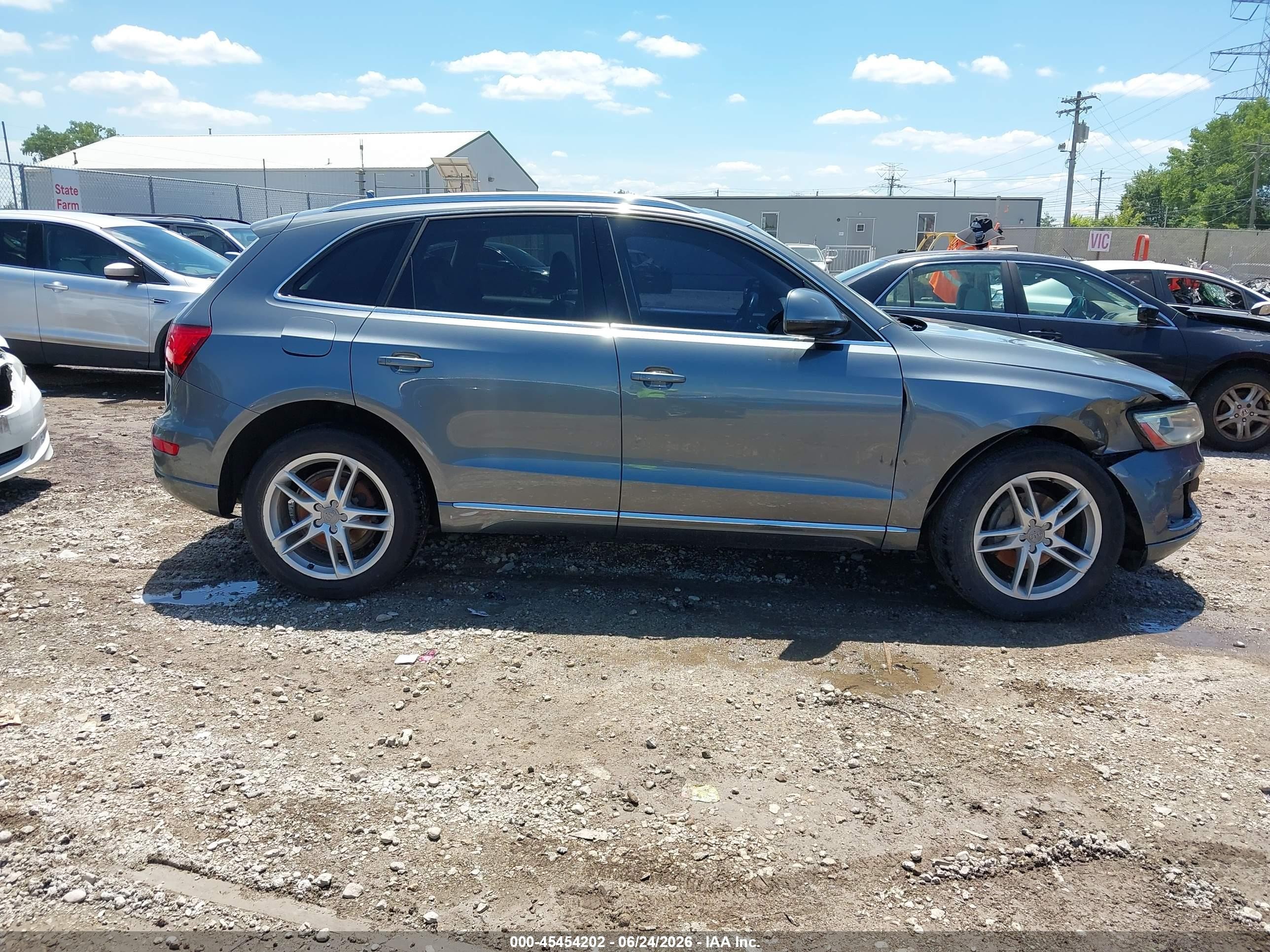 2013 Audi Q5 2.0t Premium Серый vin: WA1LFAFPXDA009630
