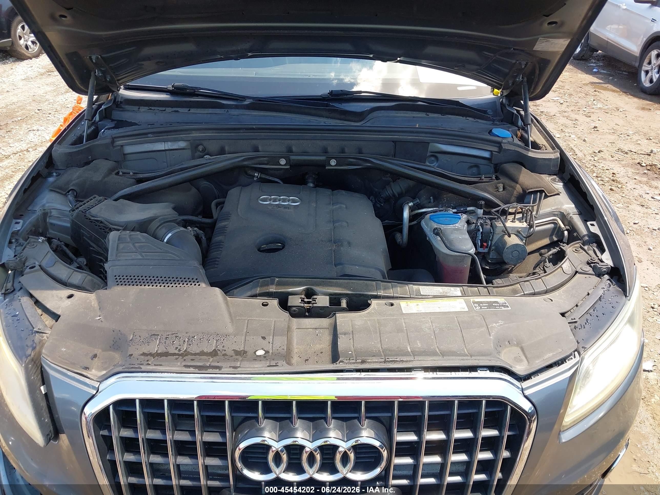 2013 Audi Q5 2.0t Premium Серый vin: WA1LFAFPXDA009630