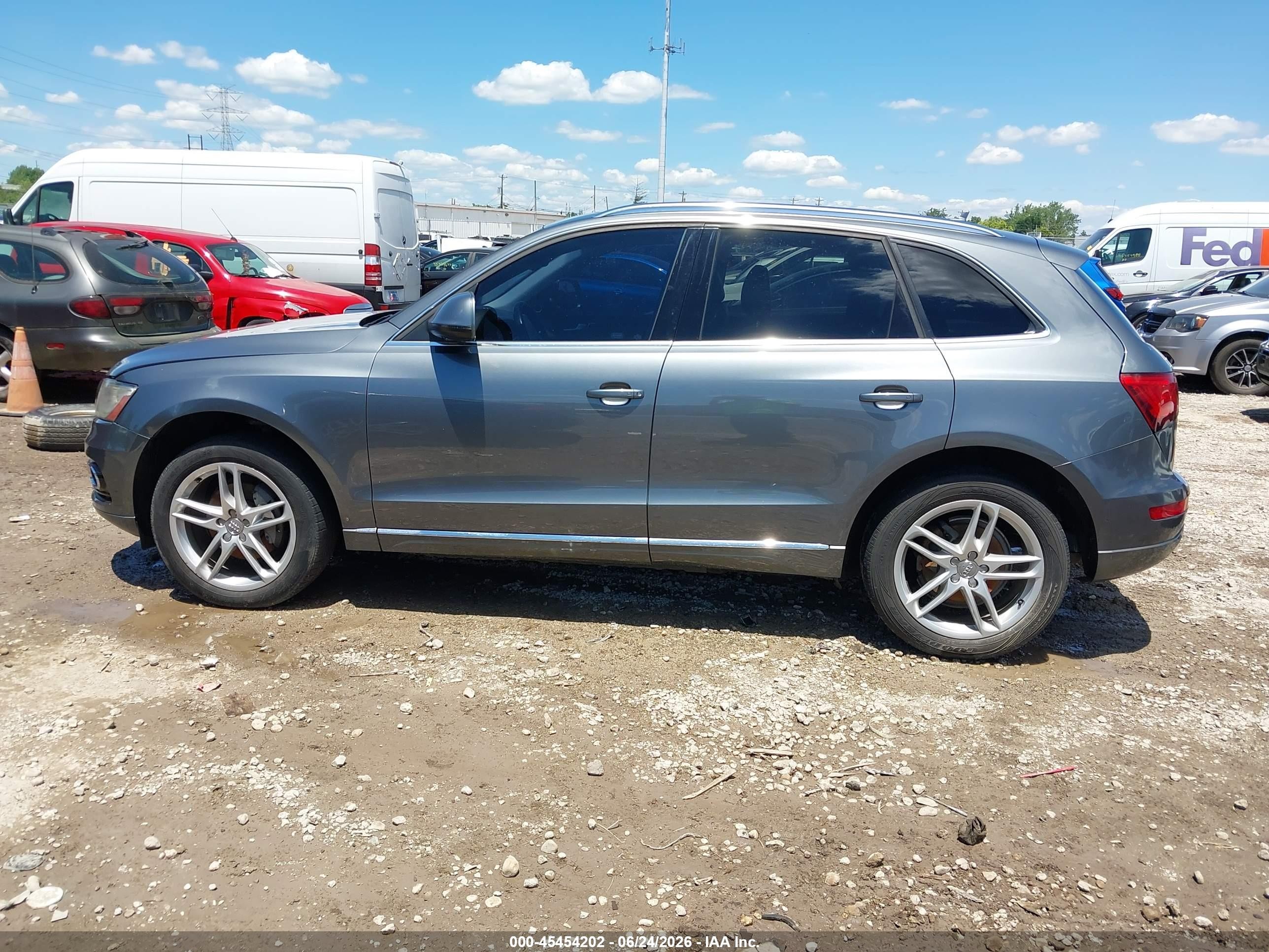 2013 Audi Q5 2.0t Premium Серый vin: WA1LFAFPXDA009630