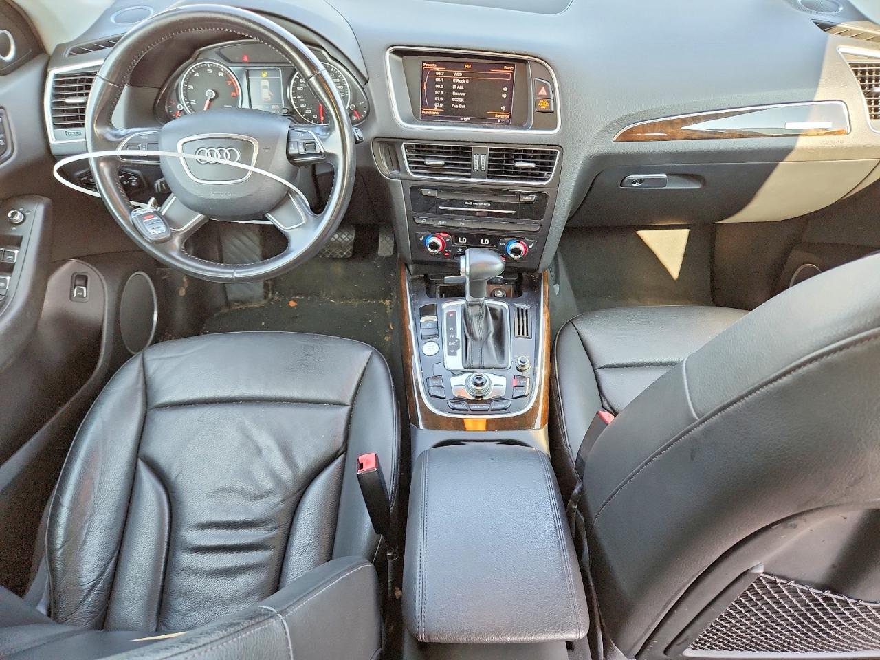 2013 Audi Q5 Premium Plus Серебряный vin: WA1LFAFPXDA047097