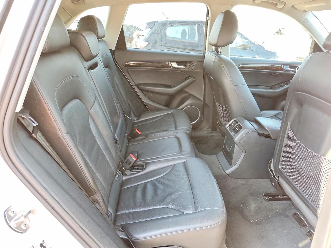 2013 Audi Q5 Premium Plus Серебряный vin: WA1LFAFPXDA047097