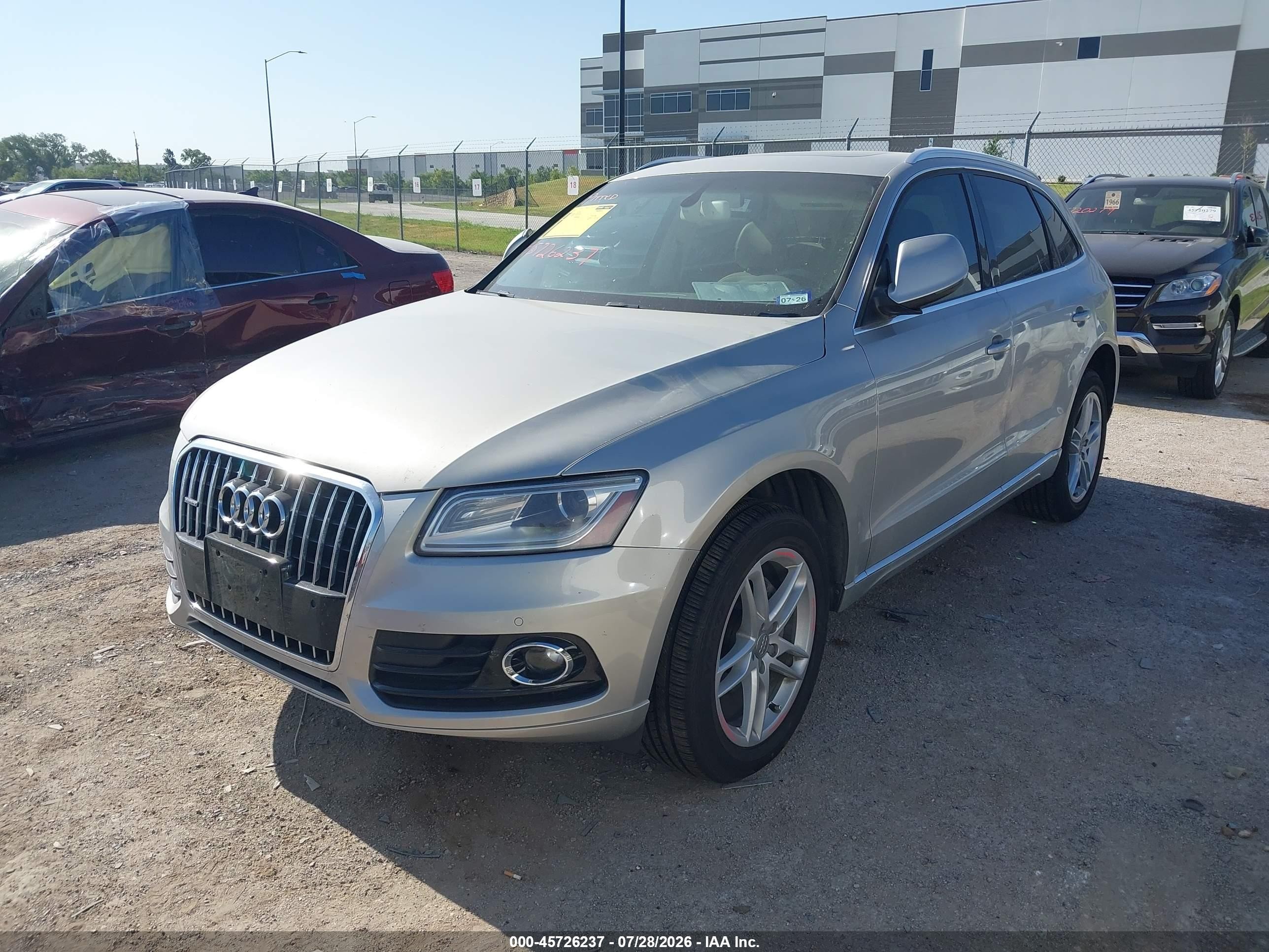 2013 Audi Q5 2.0t Premium Champagne vin: WA1LFAFPXDA088197