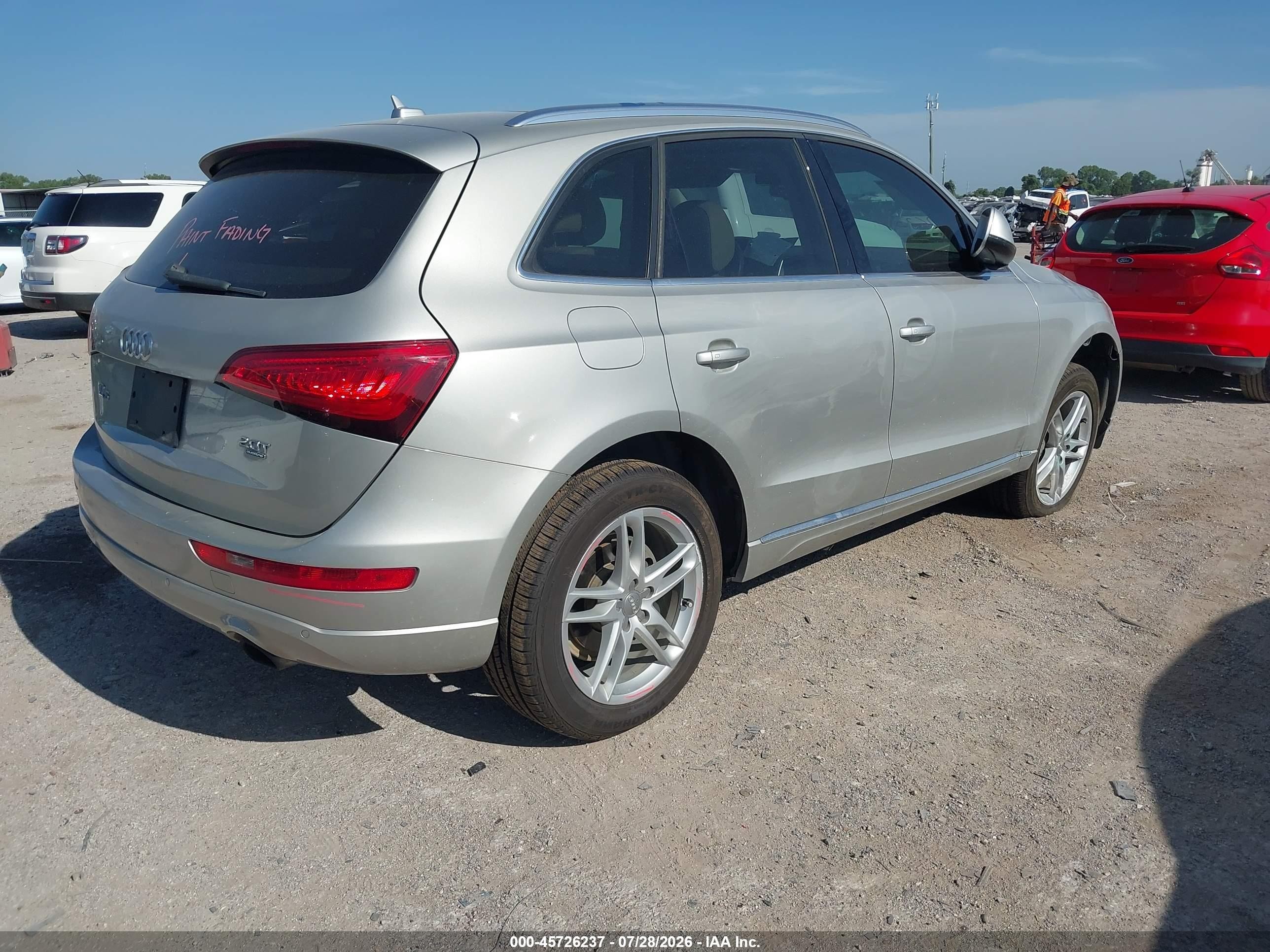2013 Audi Q5 2.0t Premium Champagne vin: WA1LFAFPXDA088197