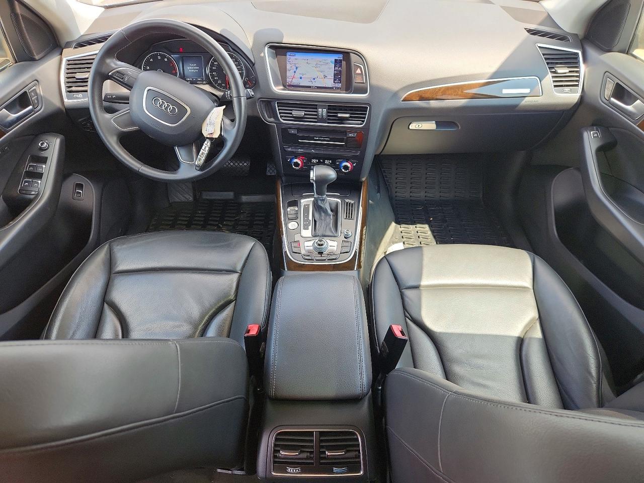 2014 Audi Q5 Premium Plus Серый vin: WA1LFAFPXEA003330