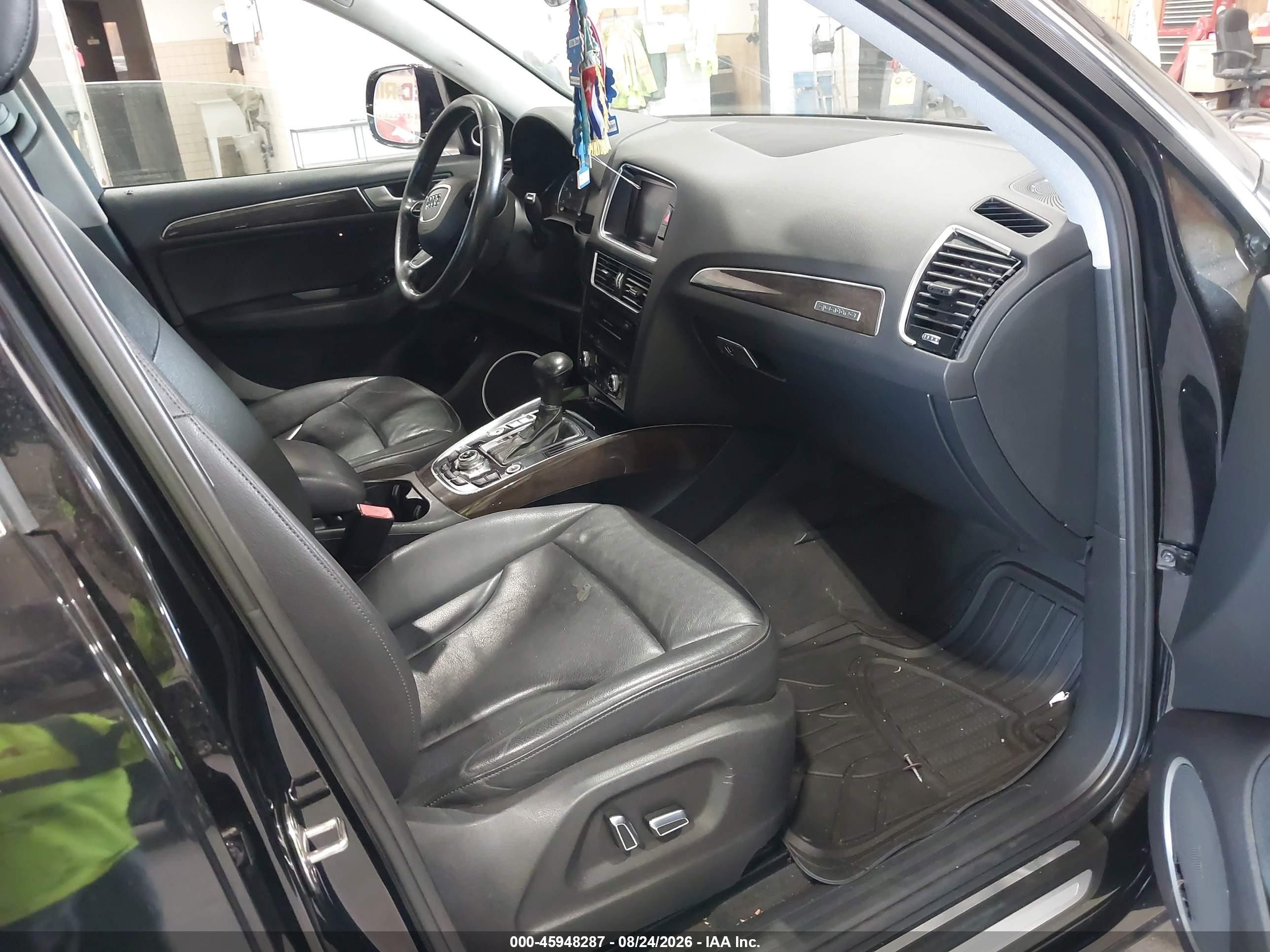 2014 Audi Q5 2.0t Premium Черный vin: WA1LFAFPXEA013646